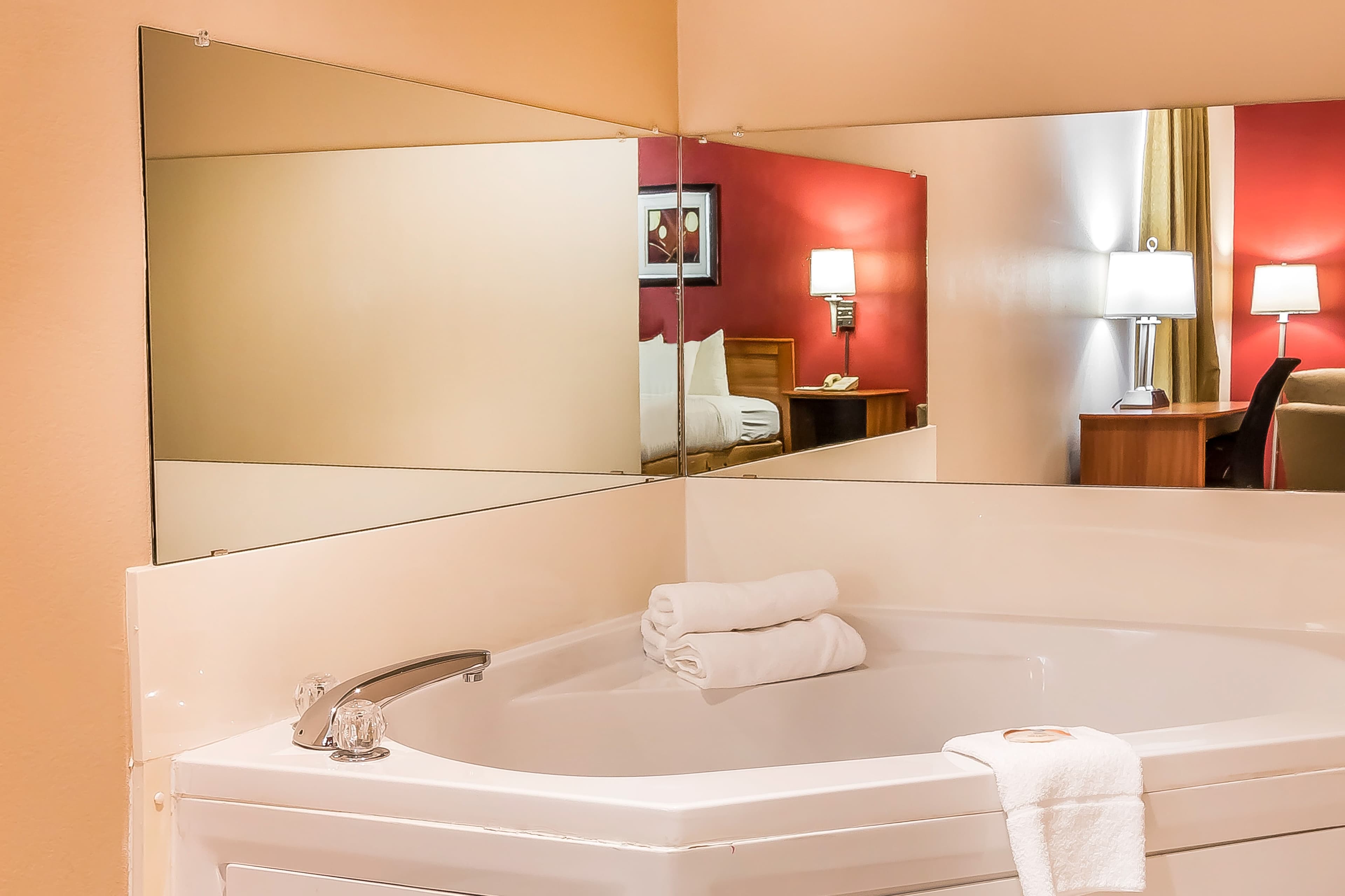 Quality Inn & Suites Chesterfield Village — 26