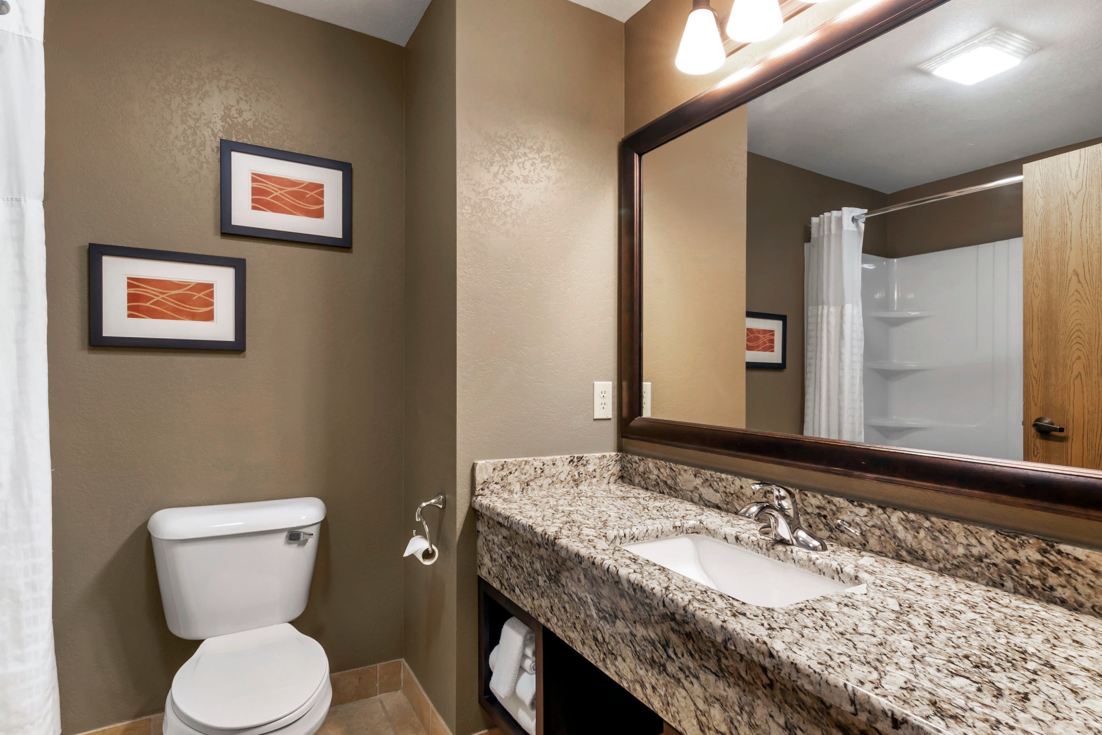 Comfort Inn & Suites Macon — 25