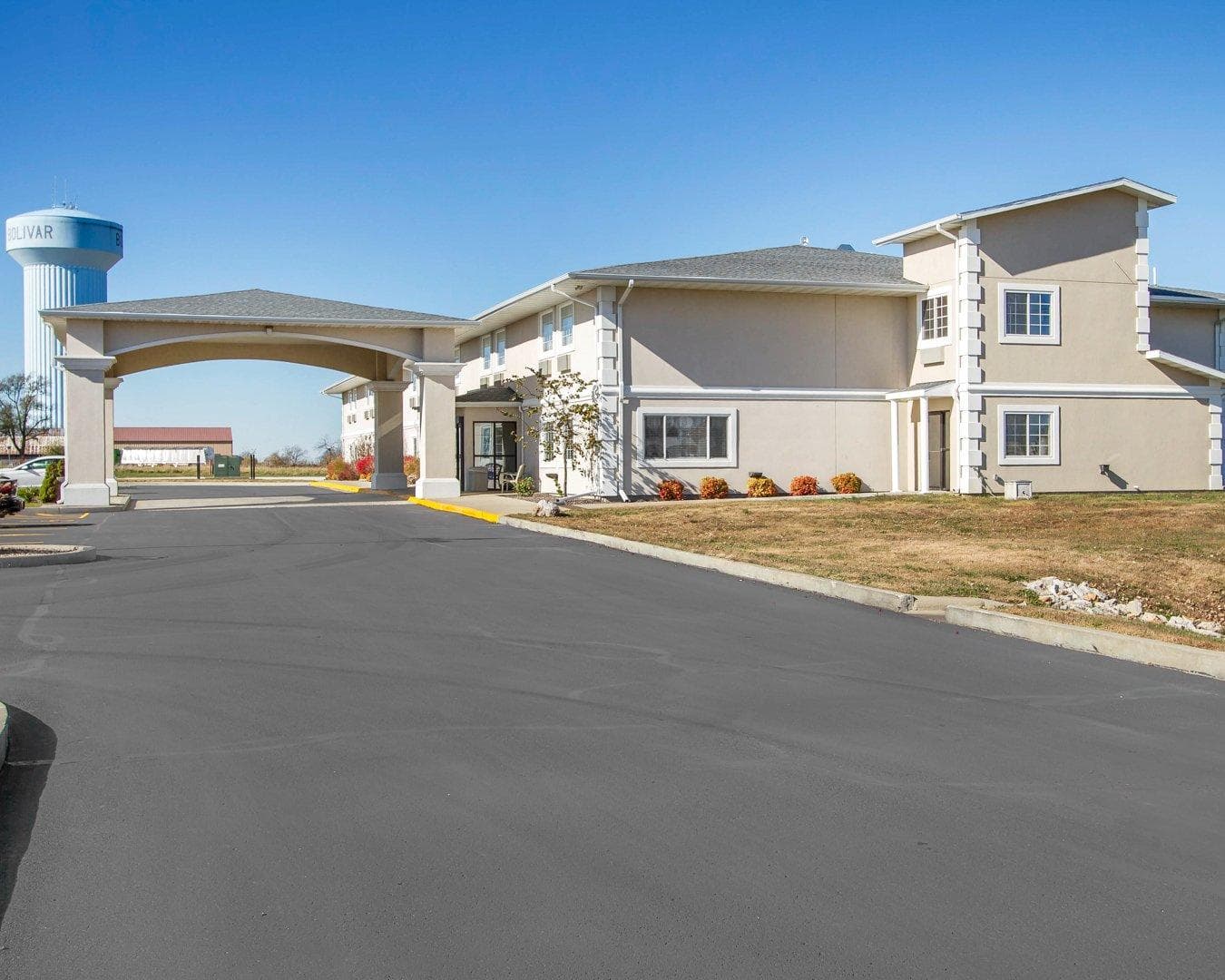 Comfort Inn Bolivar - Image 1