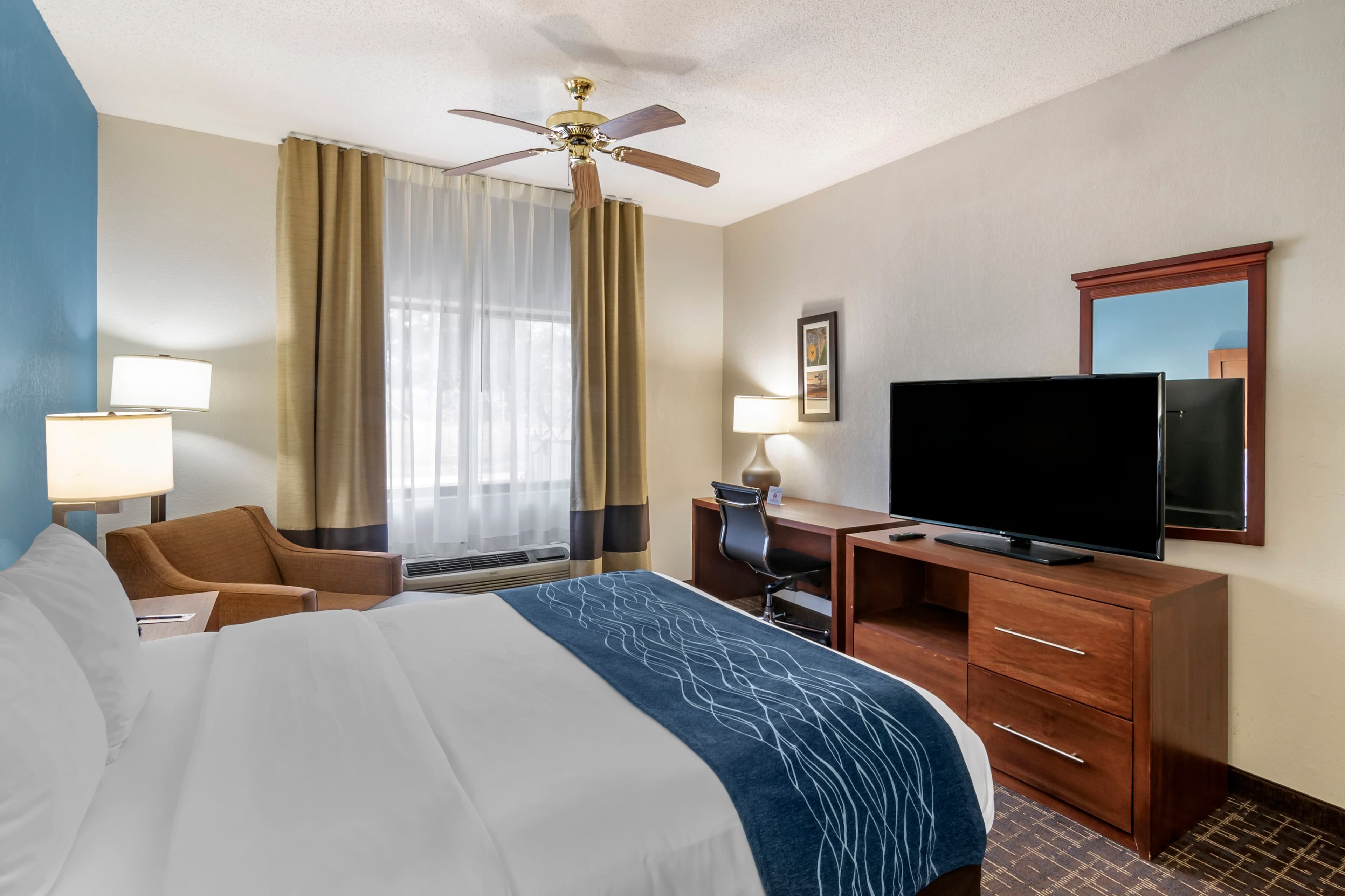 Comfort Inn & Suites Lees Summit - Kansas City - Image 3