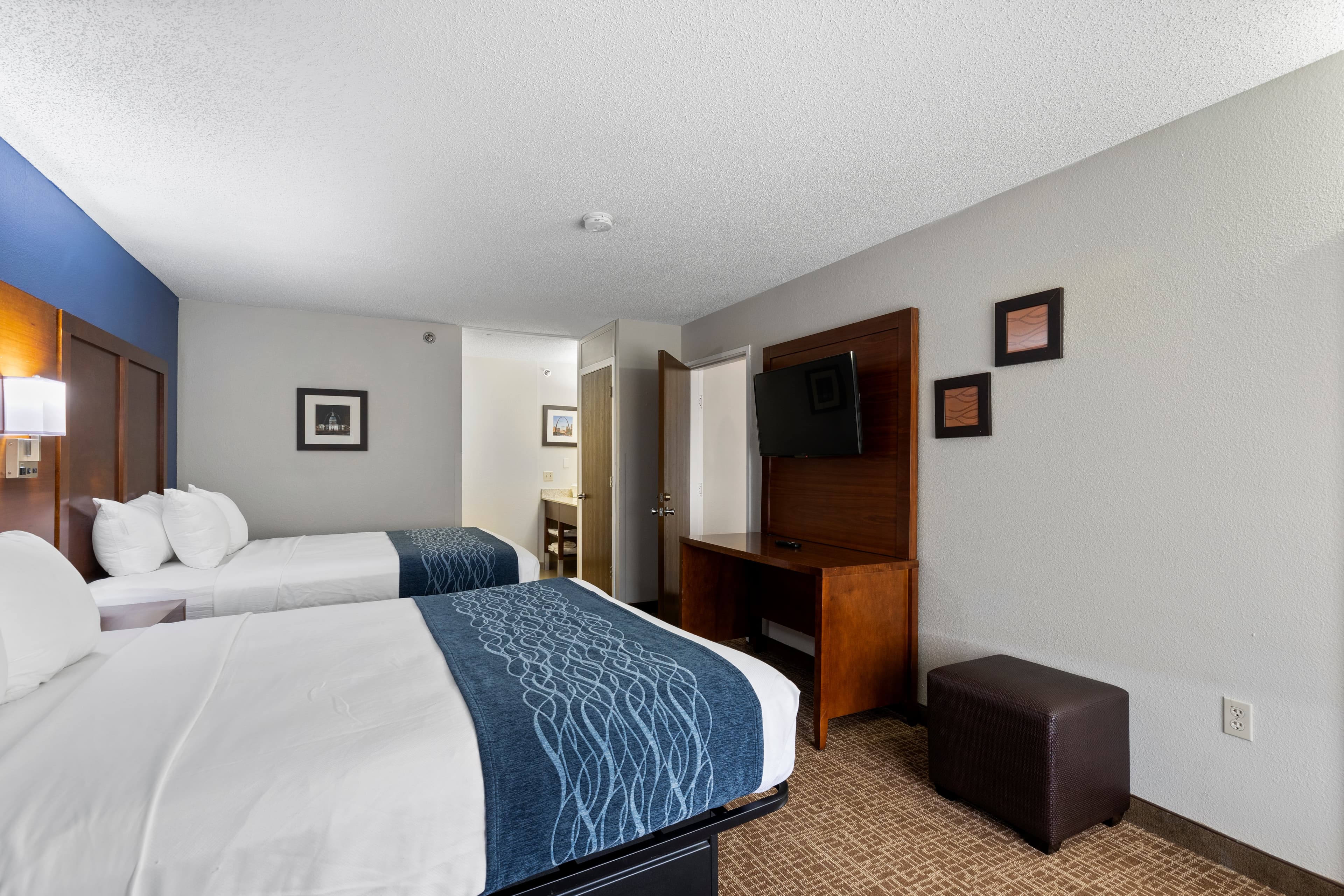 Comfort Inn & Suites Hazelwood - St. Louis — 7