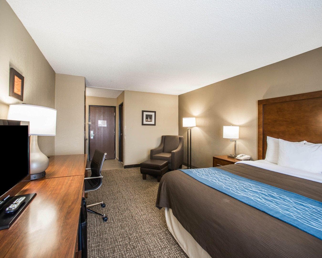 Comfort Inn & Suites Hazelwood - St. Louis - Image 4