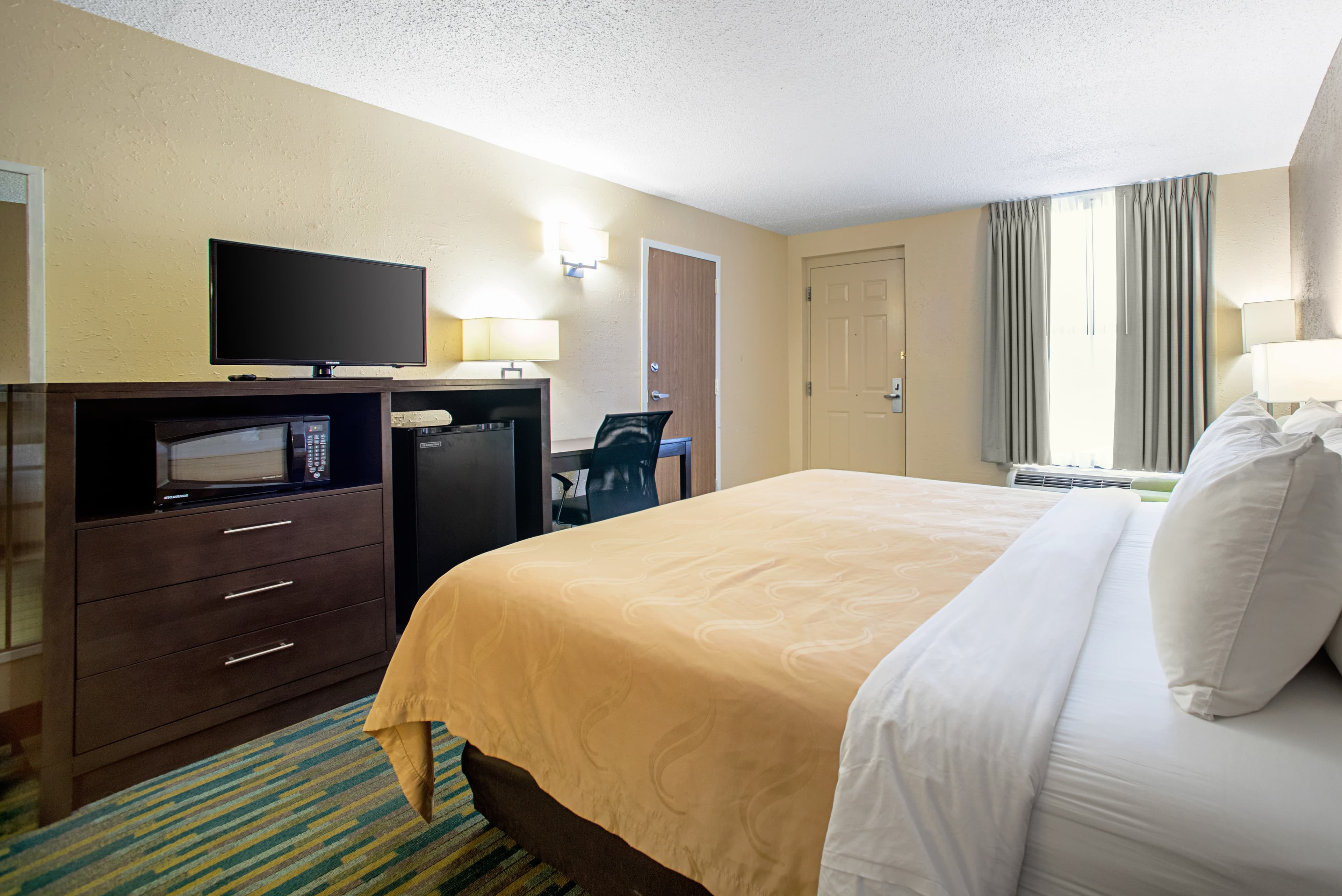 Quality Inn Pacific near Six Flags St. Louis — 11