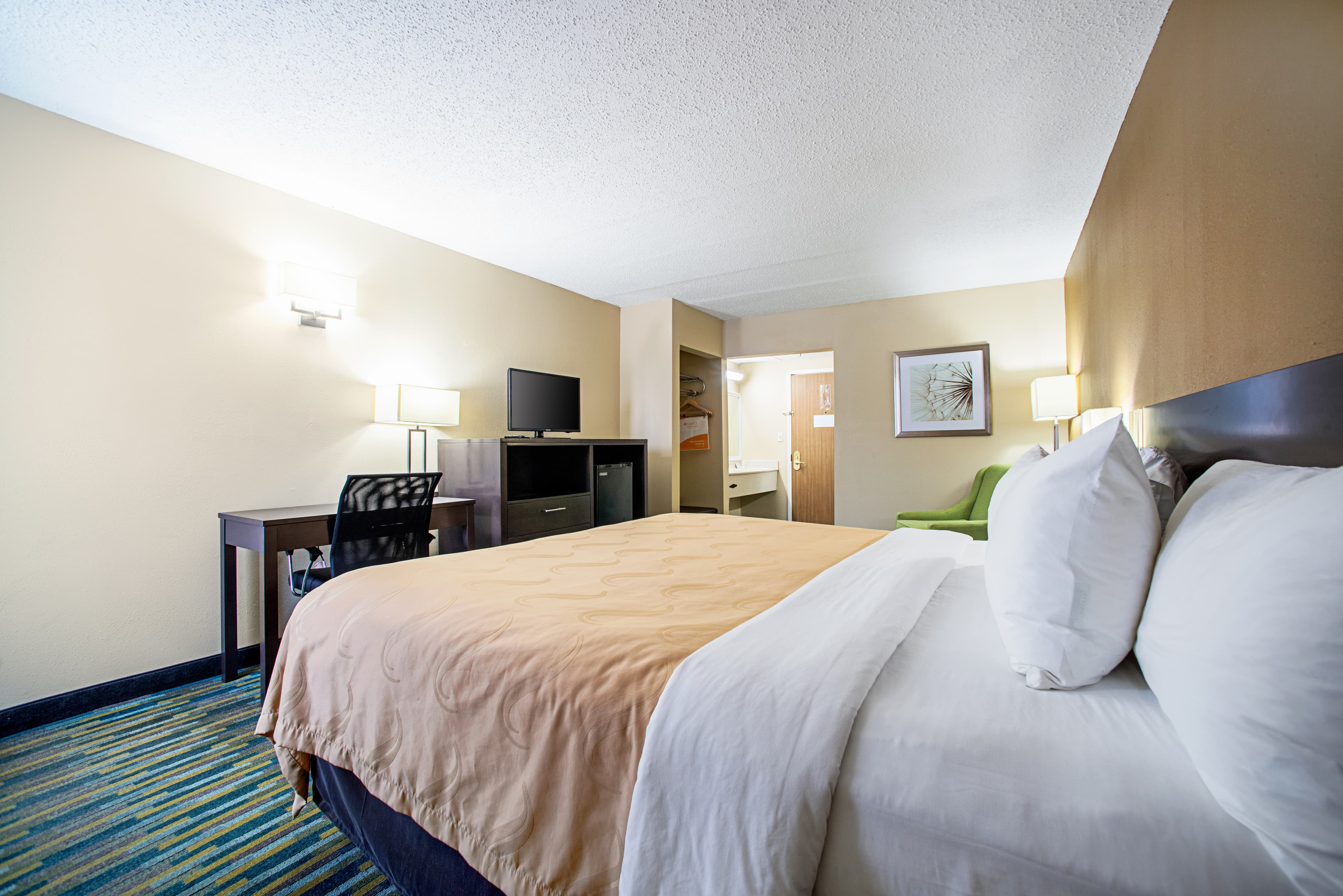 Quality Inn Pacific near Six Flags St. Louis — 14