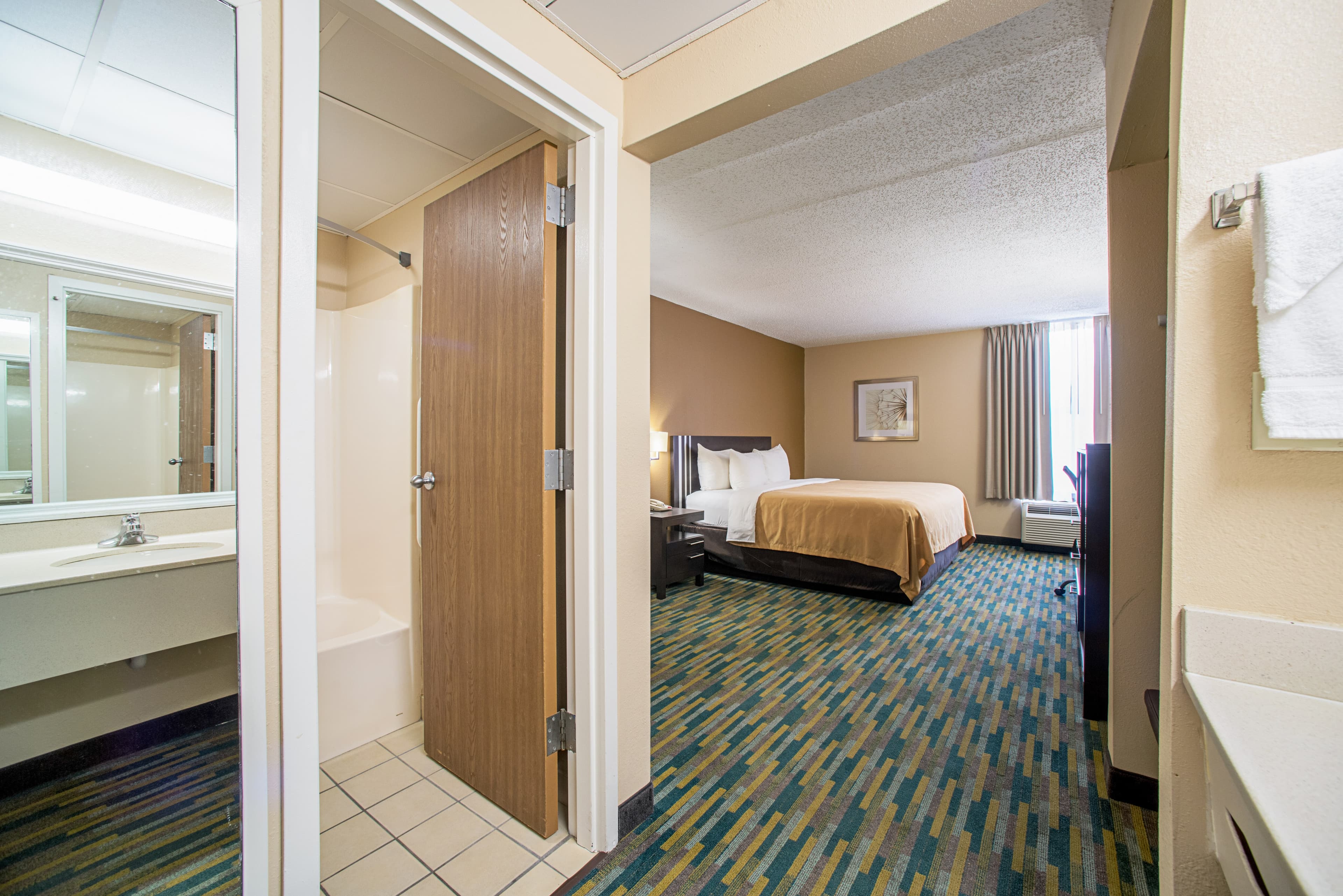 Quality Inn Pacific near Six Flags St. Louis — 15