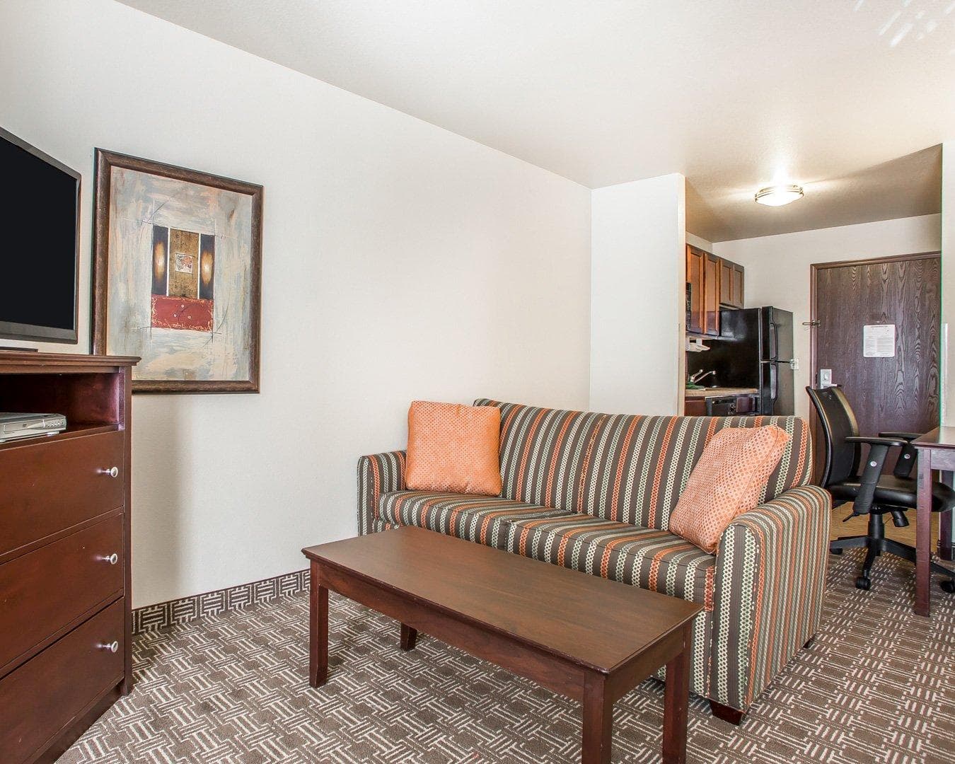 MainStay Suites St. Robert - Fort Leonard Wood - Image 3