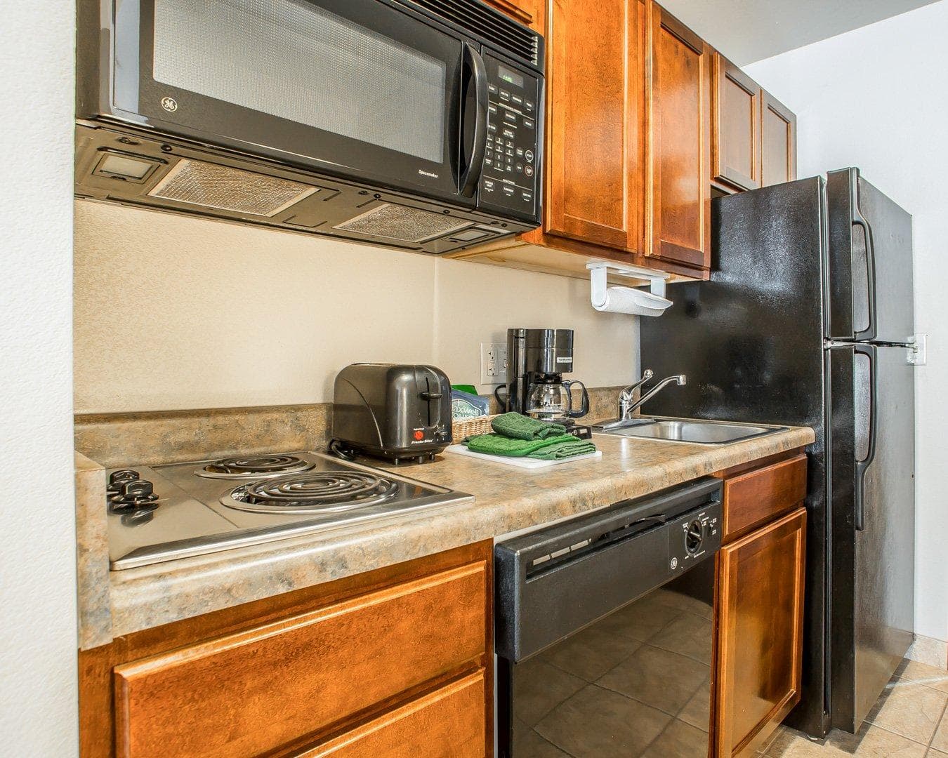 MainStay Suites St. Robert - Fort Leonard Wood - Image 4