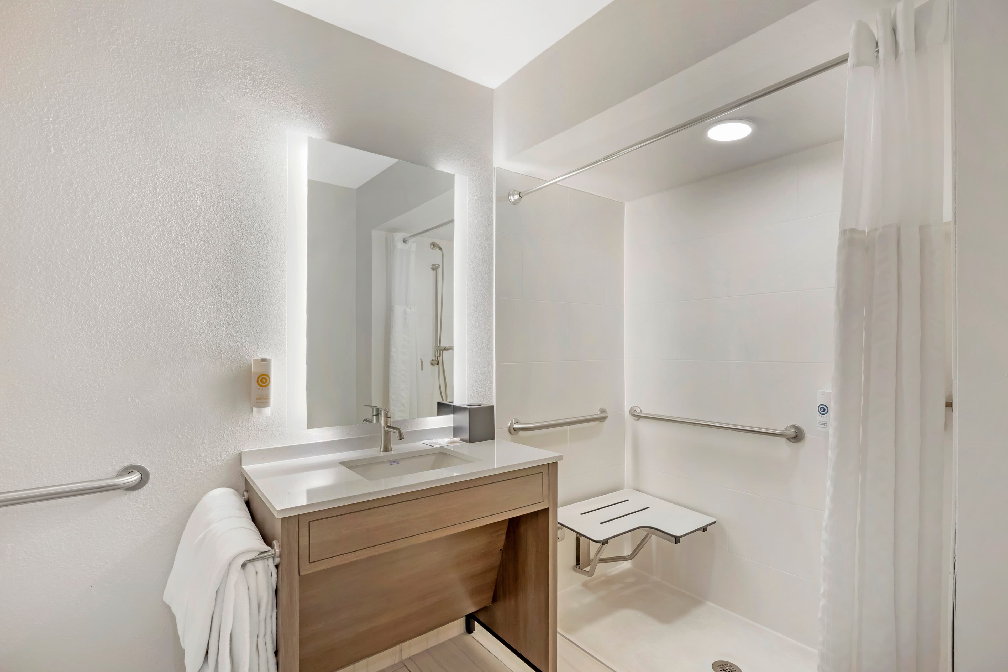 Comfort Inn Sullivan — 13