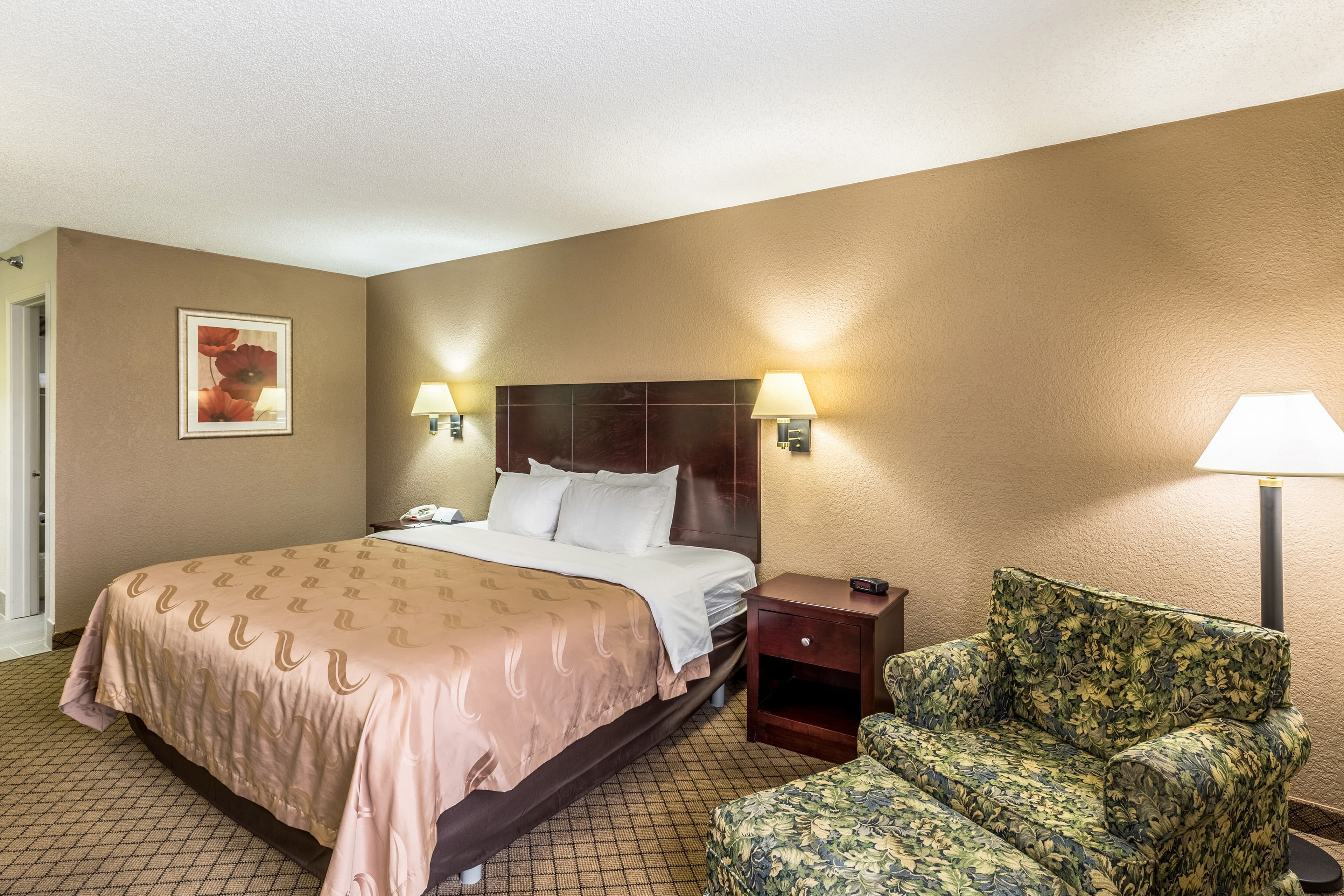 Quality Inn Rolla - Image 3