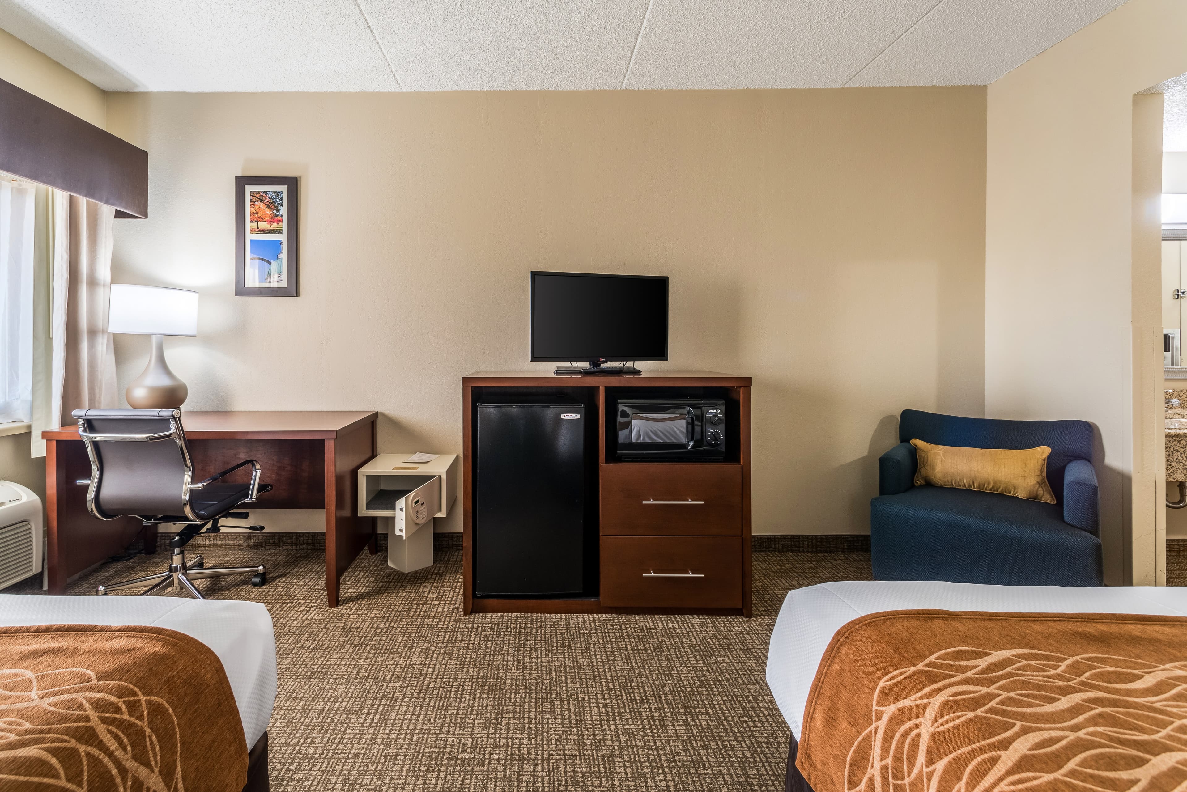 Comfort Inn Festus-St. Louis South — 8