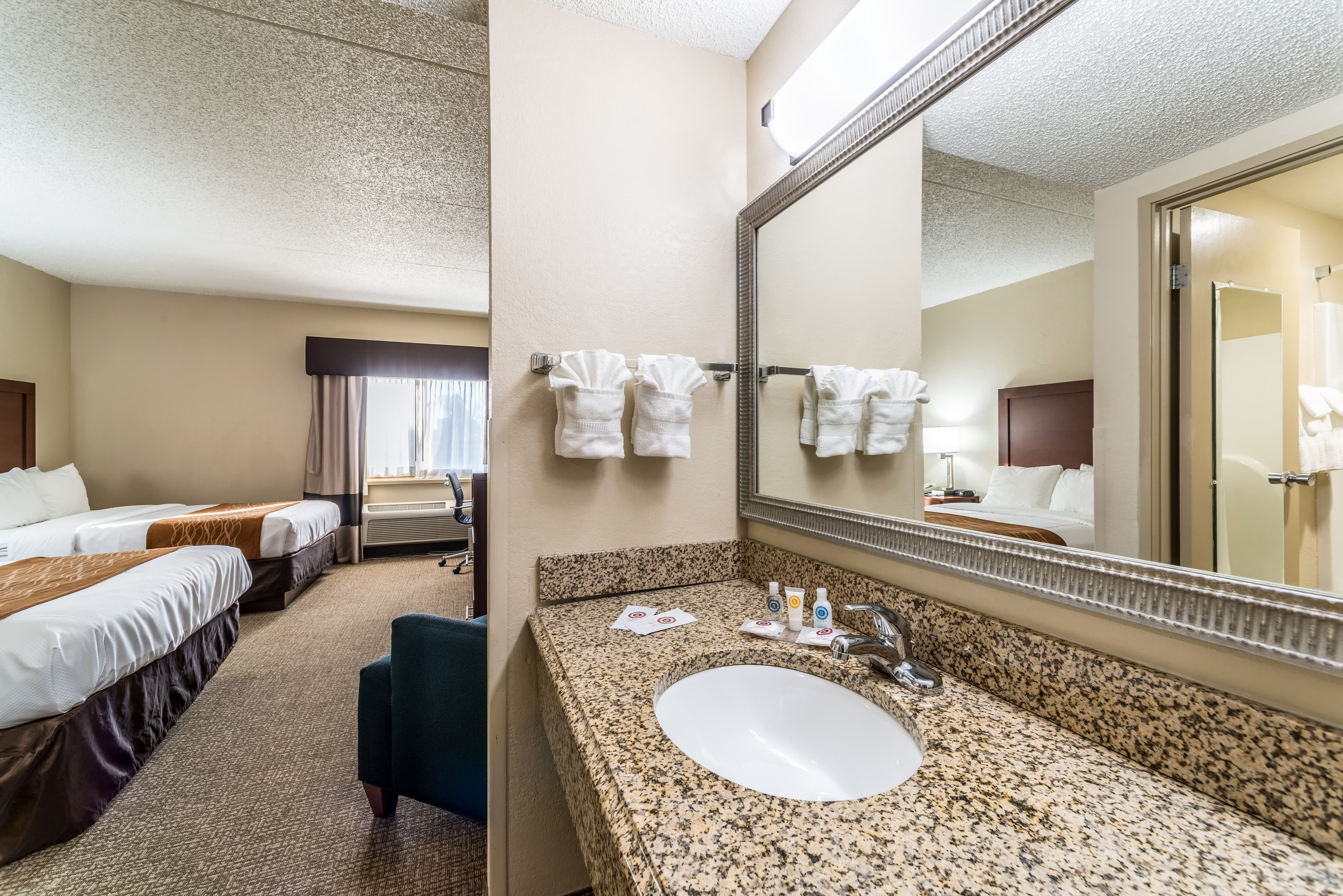 Comfort Inn Festus-St. Louis South — 9