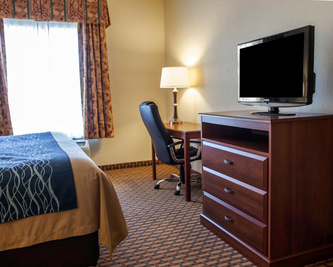 Comfort Inn & Suites Harrisonville - Image 4