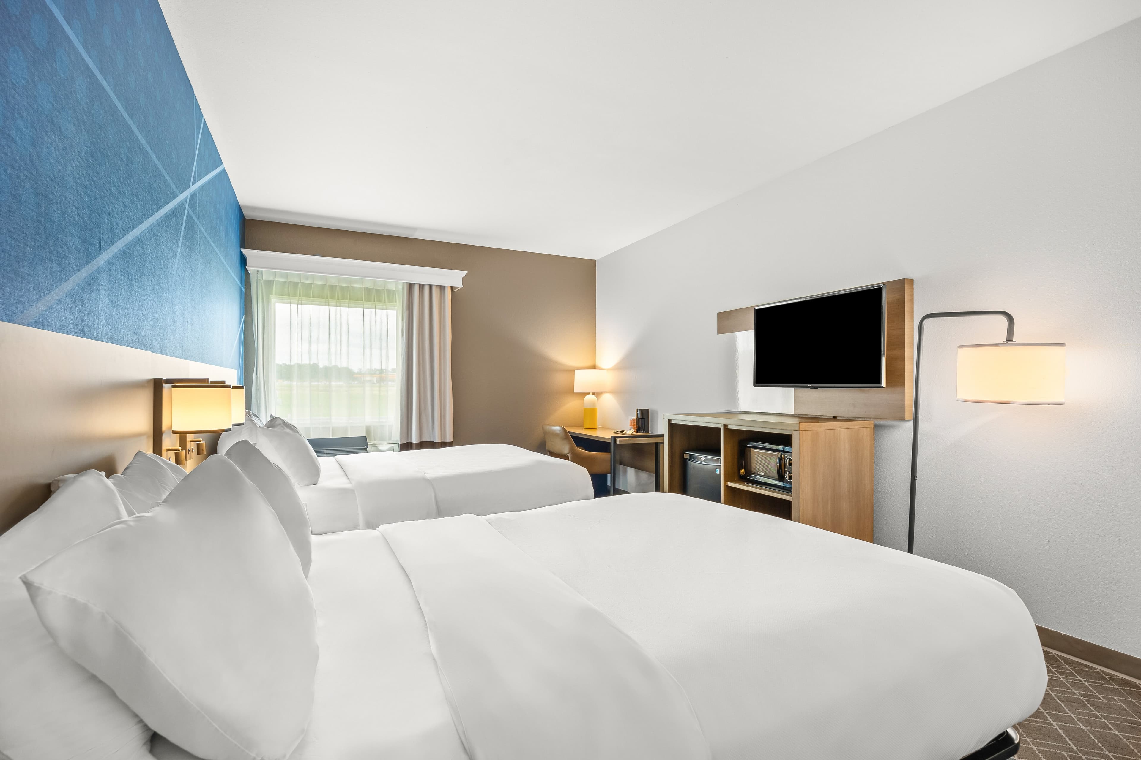 Comfort Inn Willow Springs US 60 and US 63 — 8