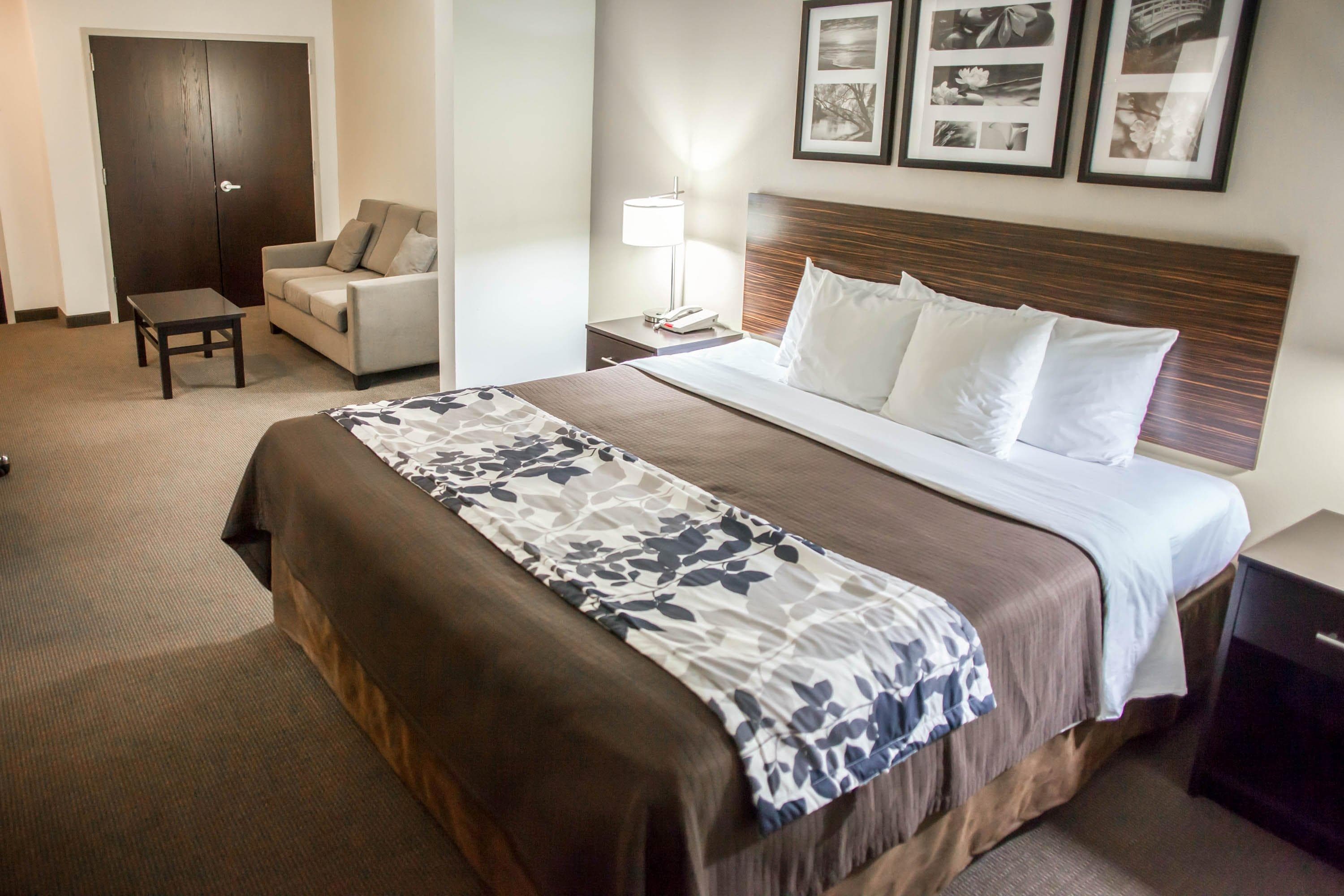 Sleep Inn & Suites Indoor Waterpark — 17