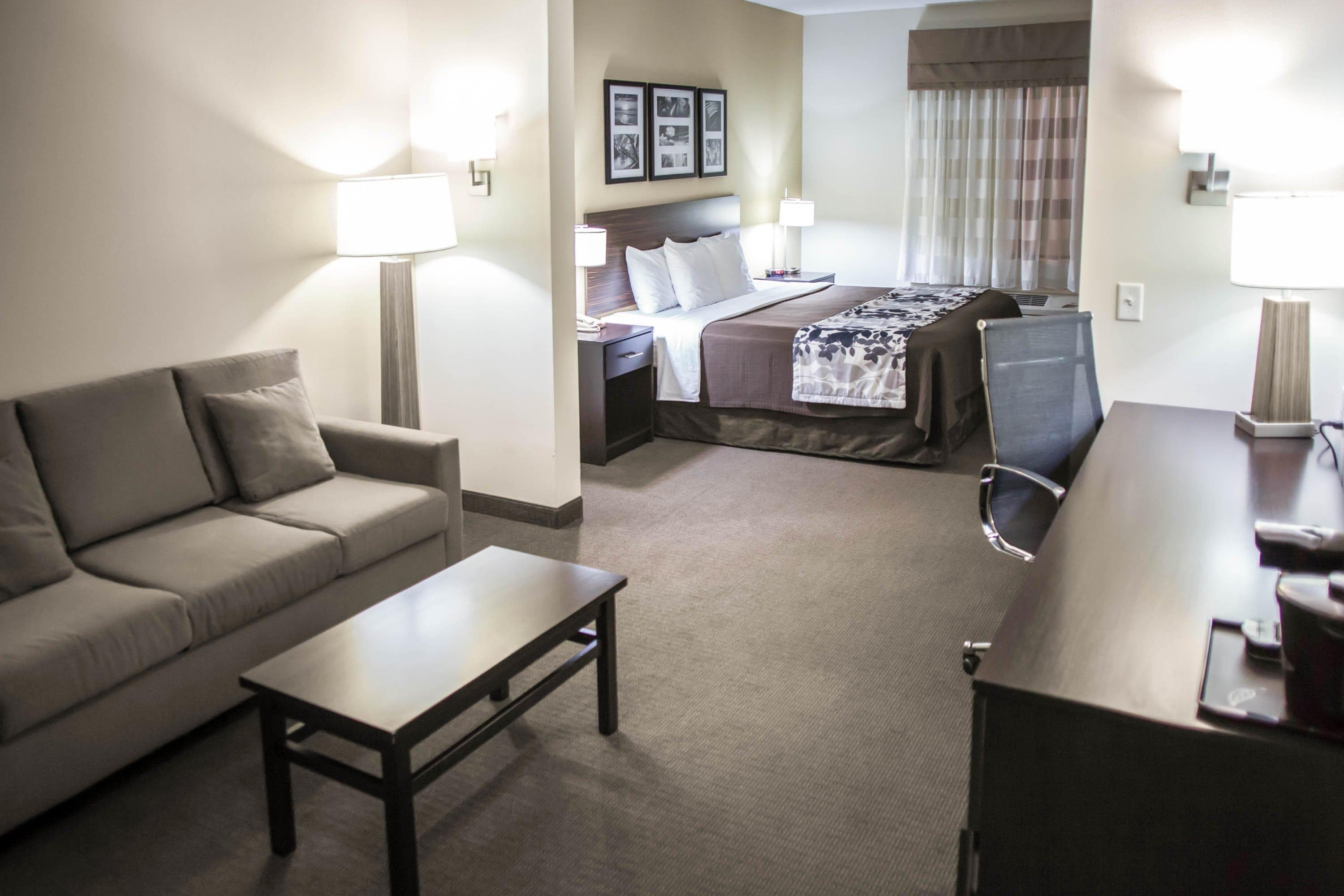 Sleep Inn & Suites Indoor Waterpark — 20
