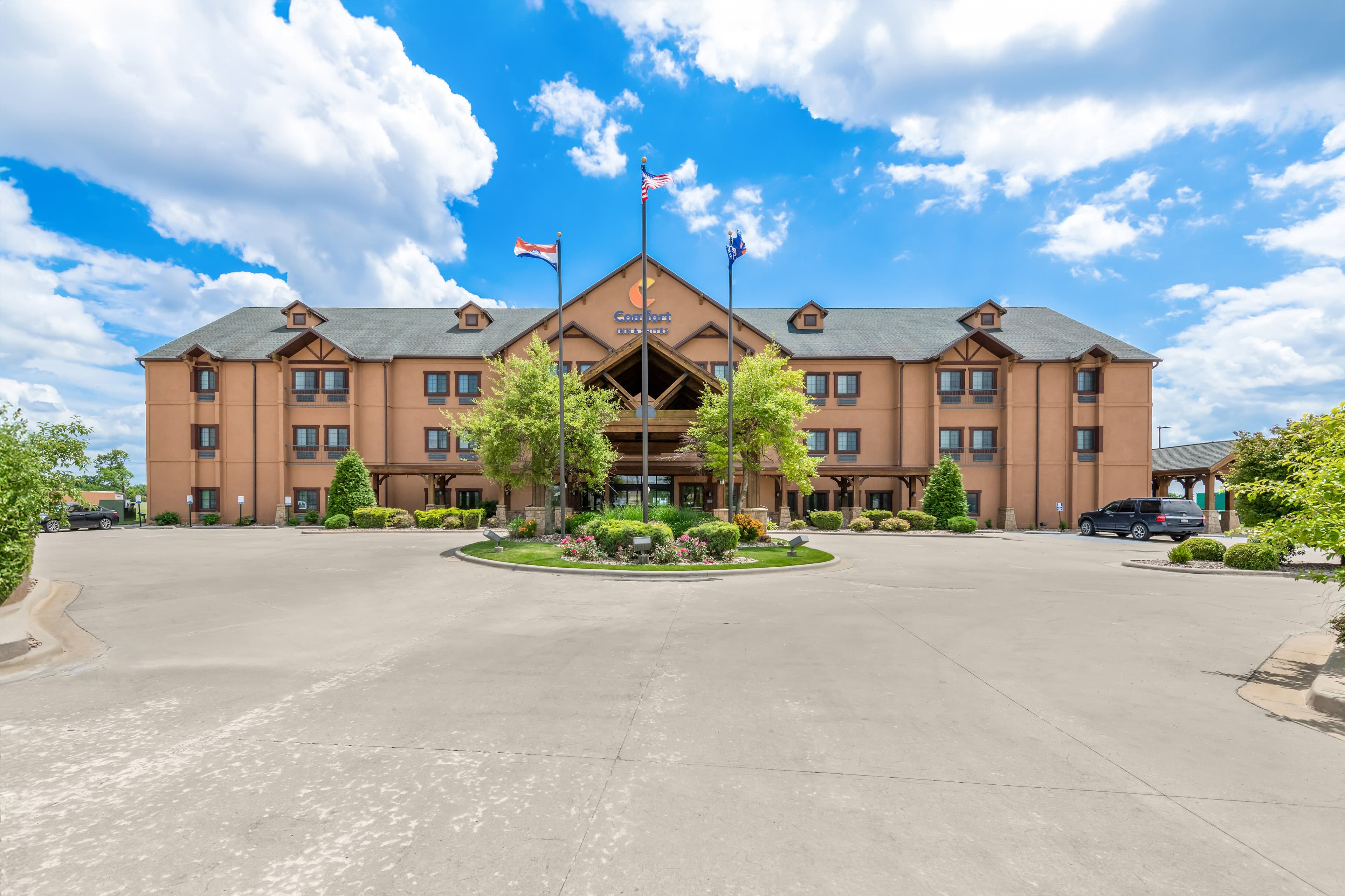 Comfort Inn & Suites Chillicothe - Image 1