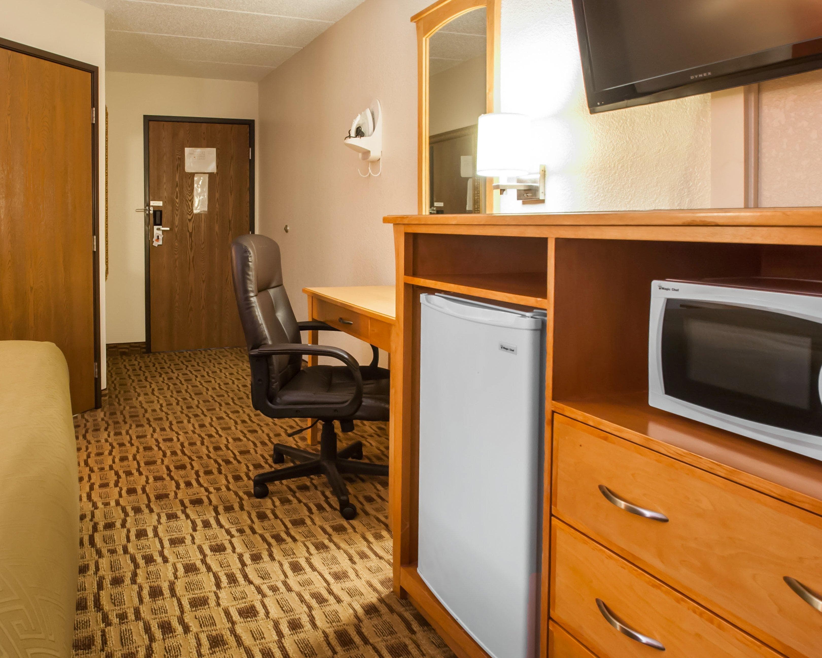 Econo Lodge Kansas City Downtown North - Image 3
