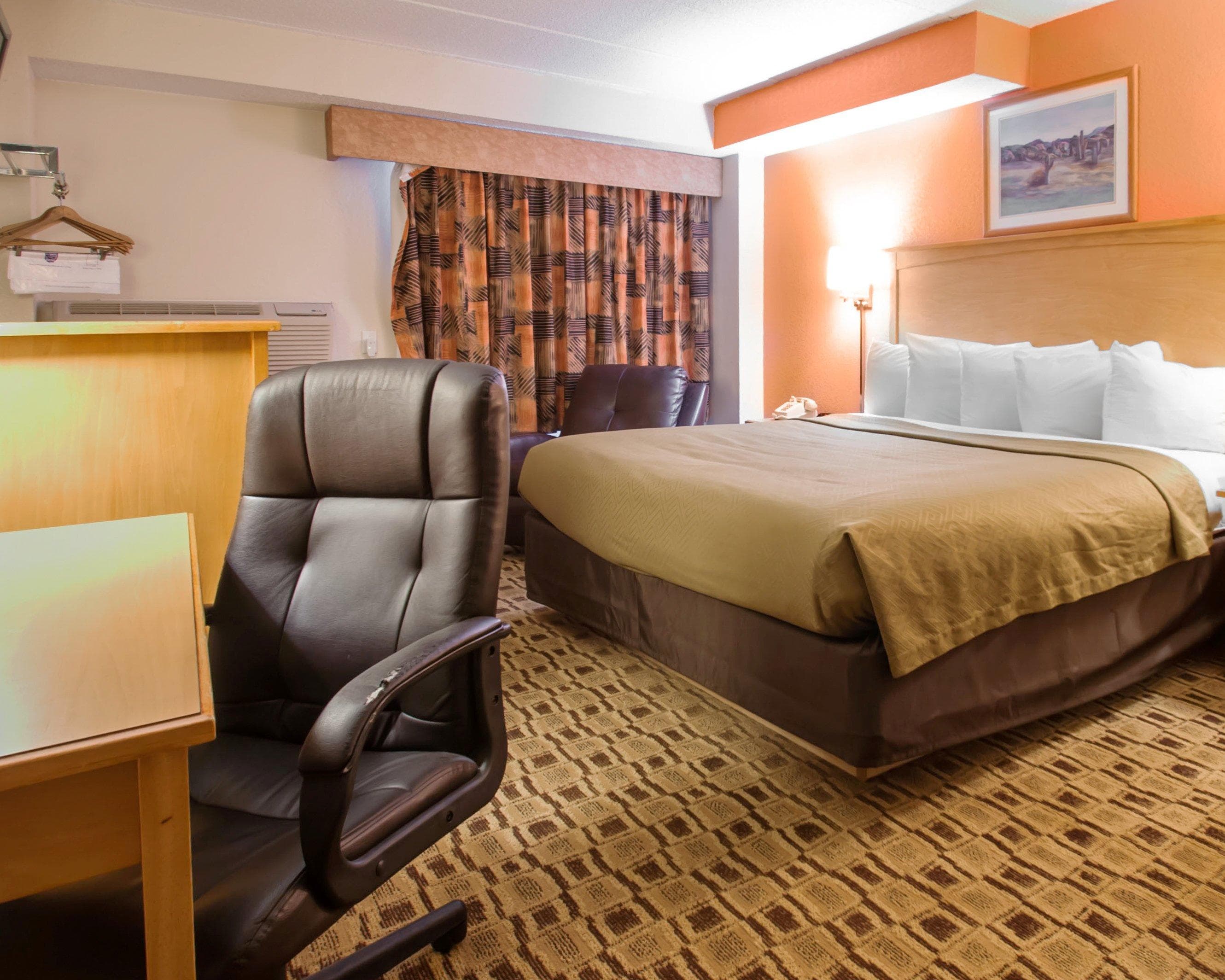 Econo Lodge Kansas City Downtown North - Image 5