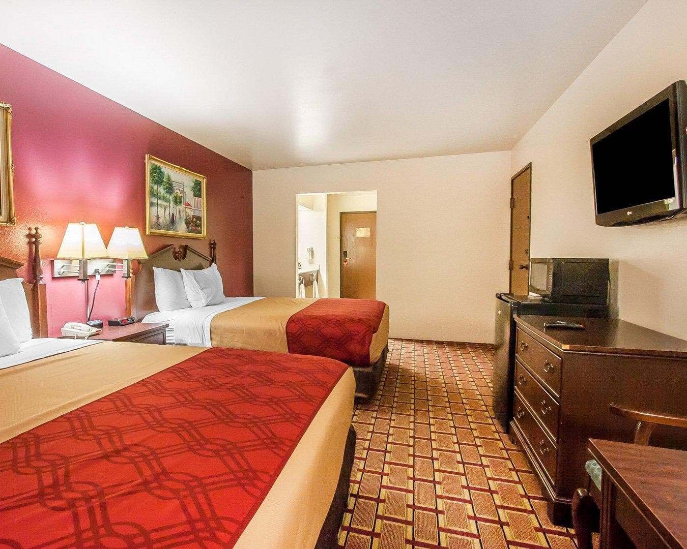 Econo Lodge Dexter — 9