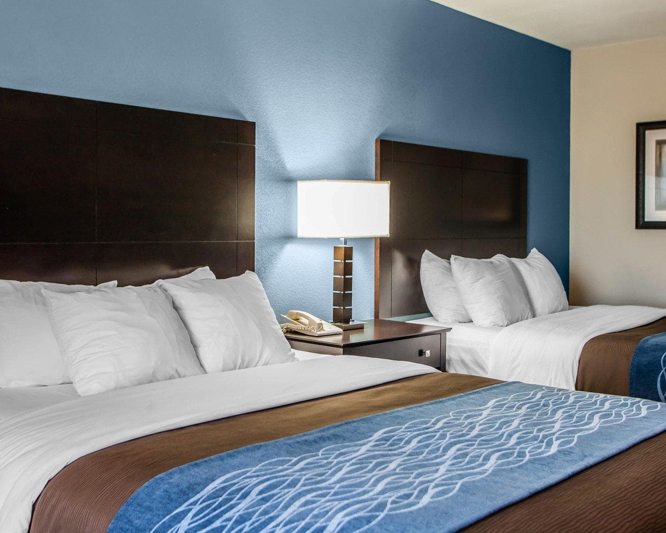 Comfort Inn Lees Summit @ Hwy 50 & Hwy 291 — 8