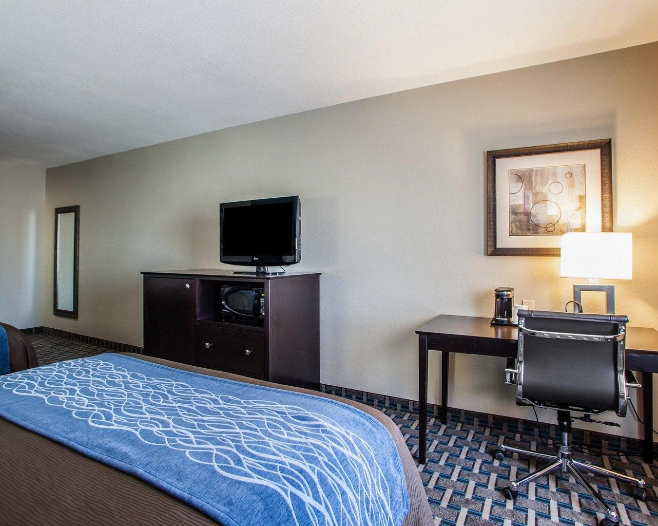 Comfort Inn Lees Summit @ Hwy 50 & Hwy 291 — 9