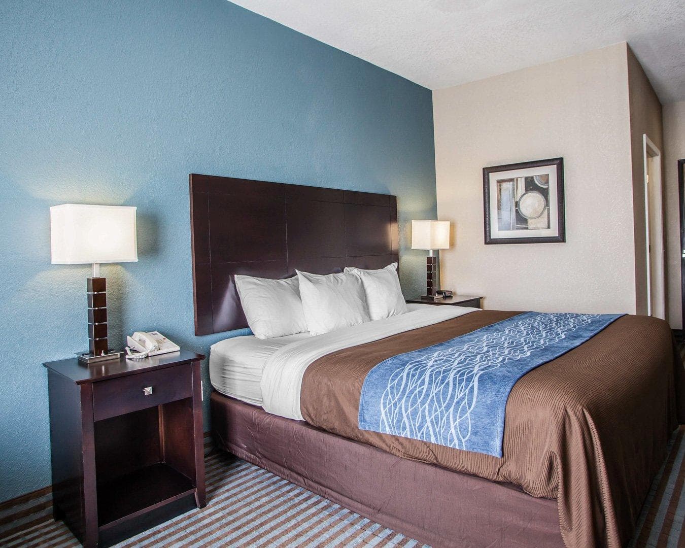 Comfort Inn Lees Summit @ Hwy 50 & Hwy 291 - Image 2