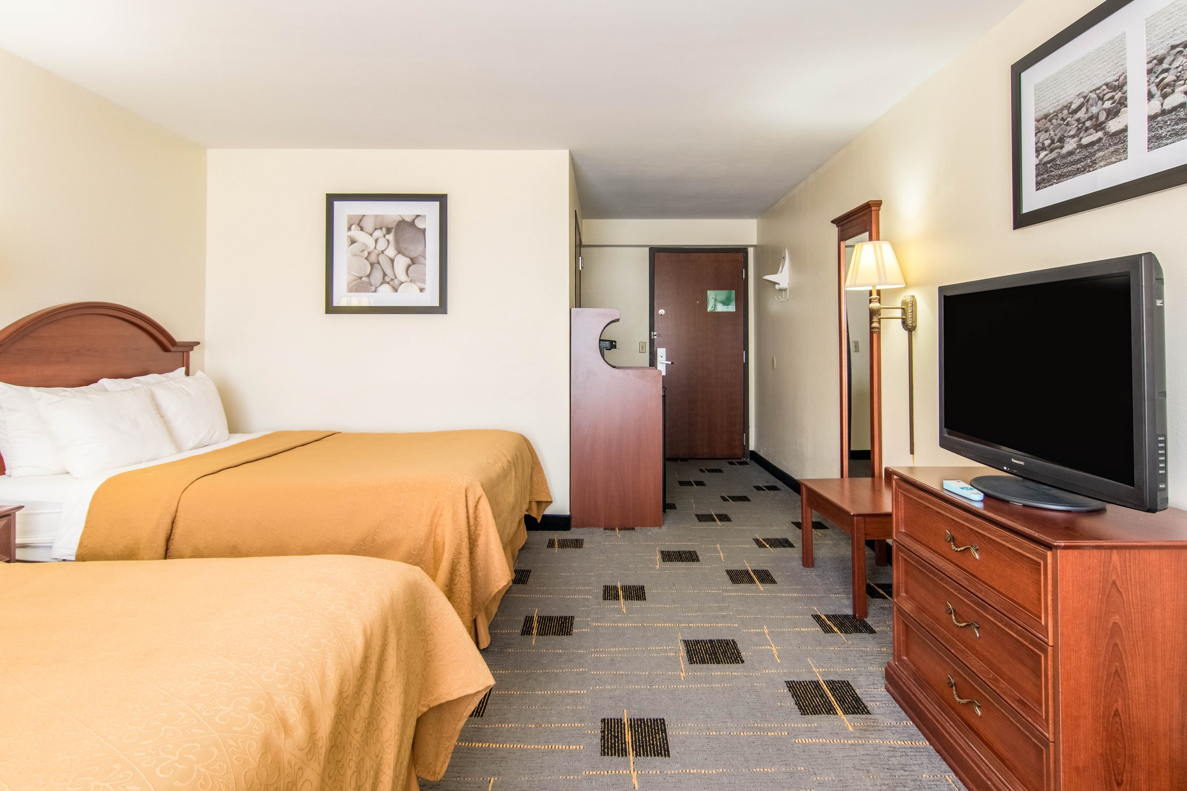 Quality Inn Foristell - Image 4