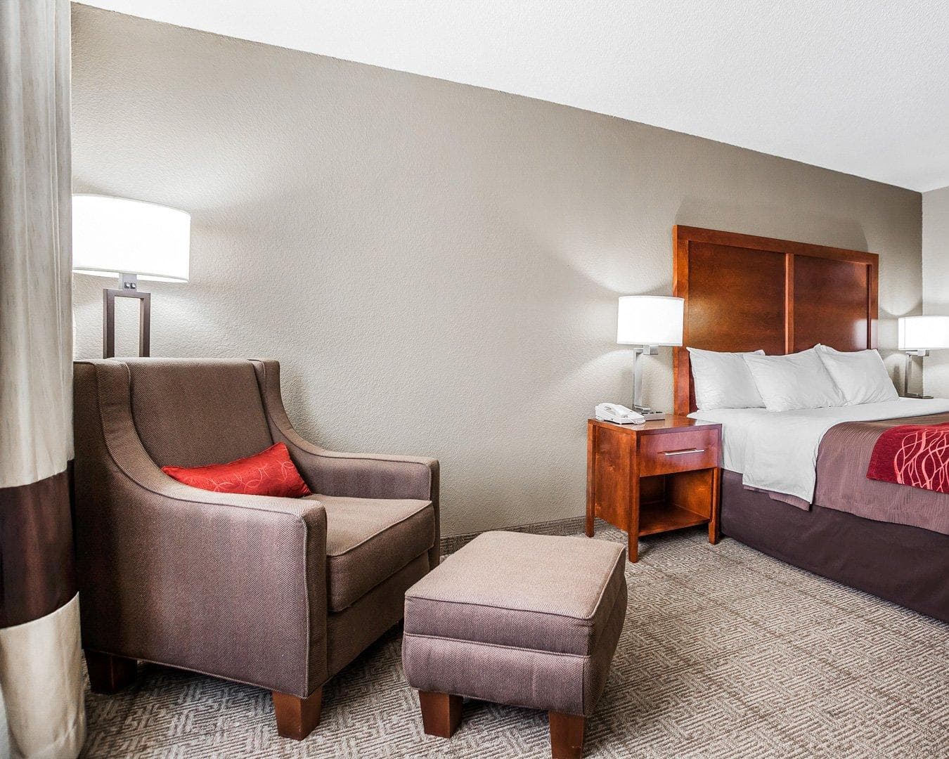 Comfort Inn & Suites Moberly - Image 3