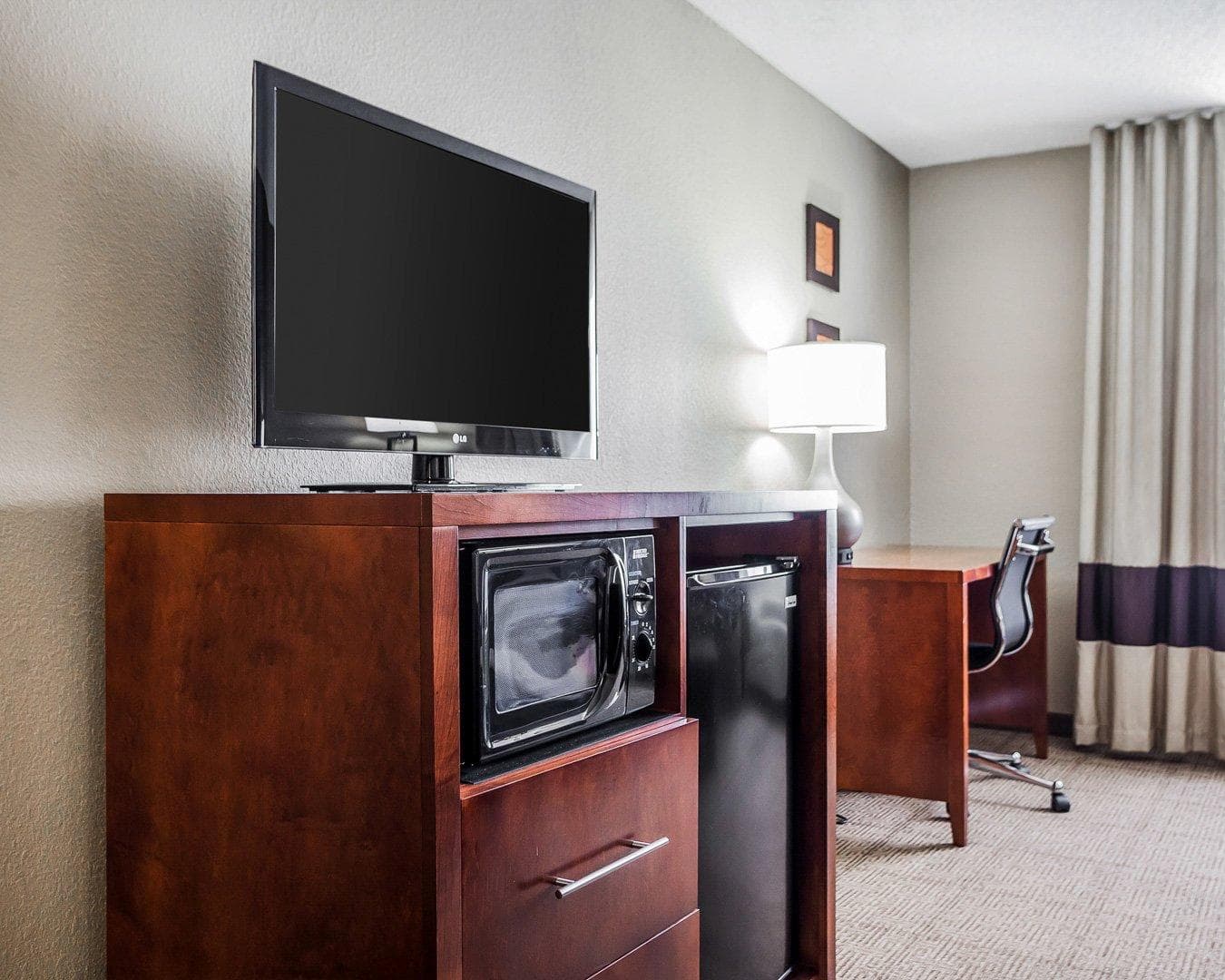 Comfort Inn & Suites Moberly - Image 4