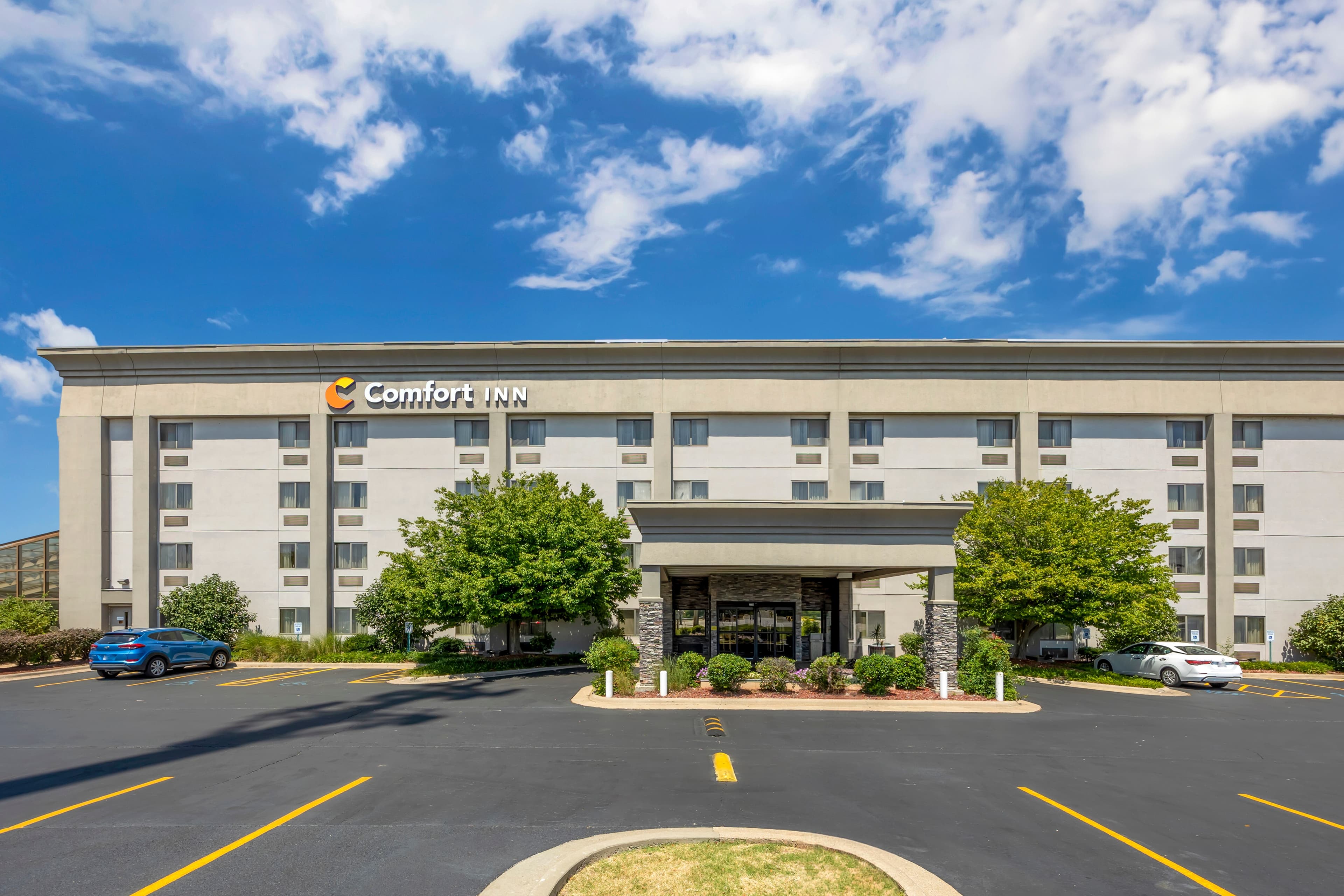 Comfort Inn South - Springfield - Image 1