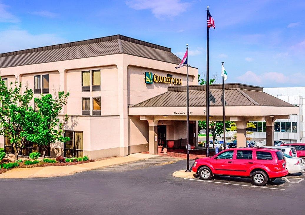Quality Inn Florissant-St. Louis - Image 1