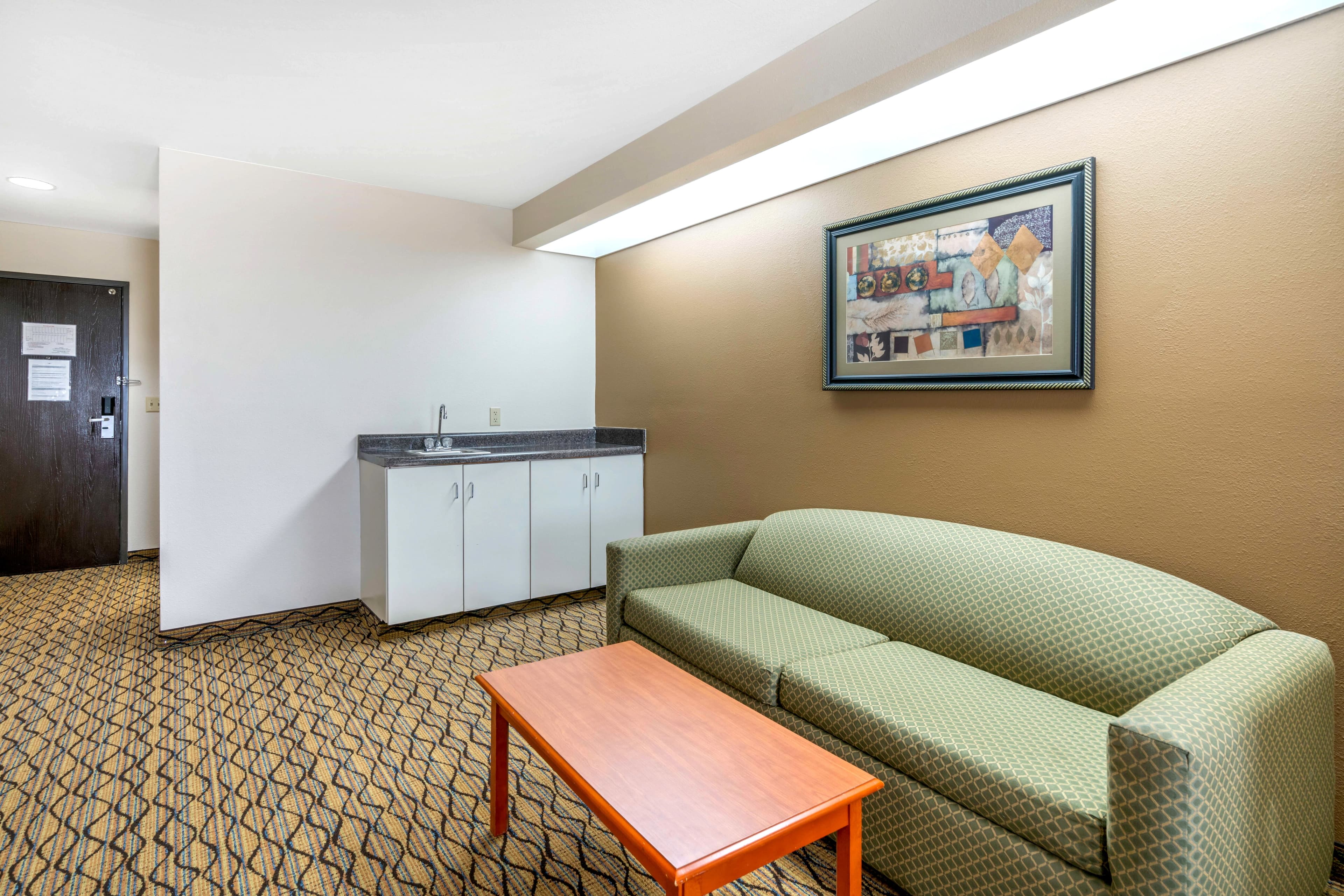 Quality Inn & Suites Jefferson City — 16