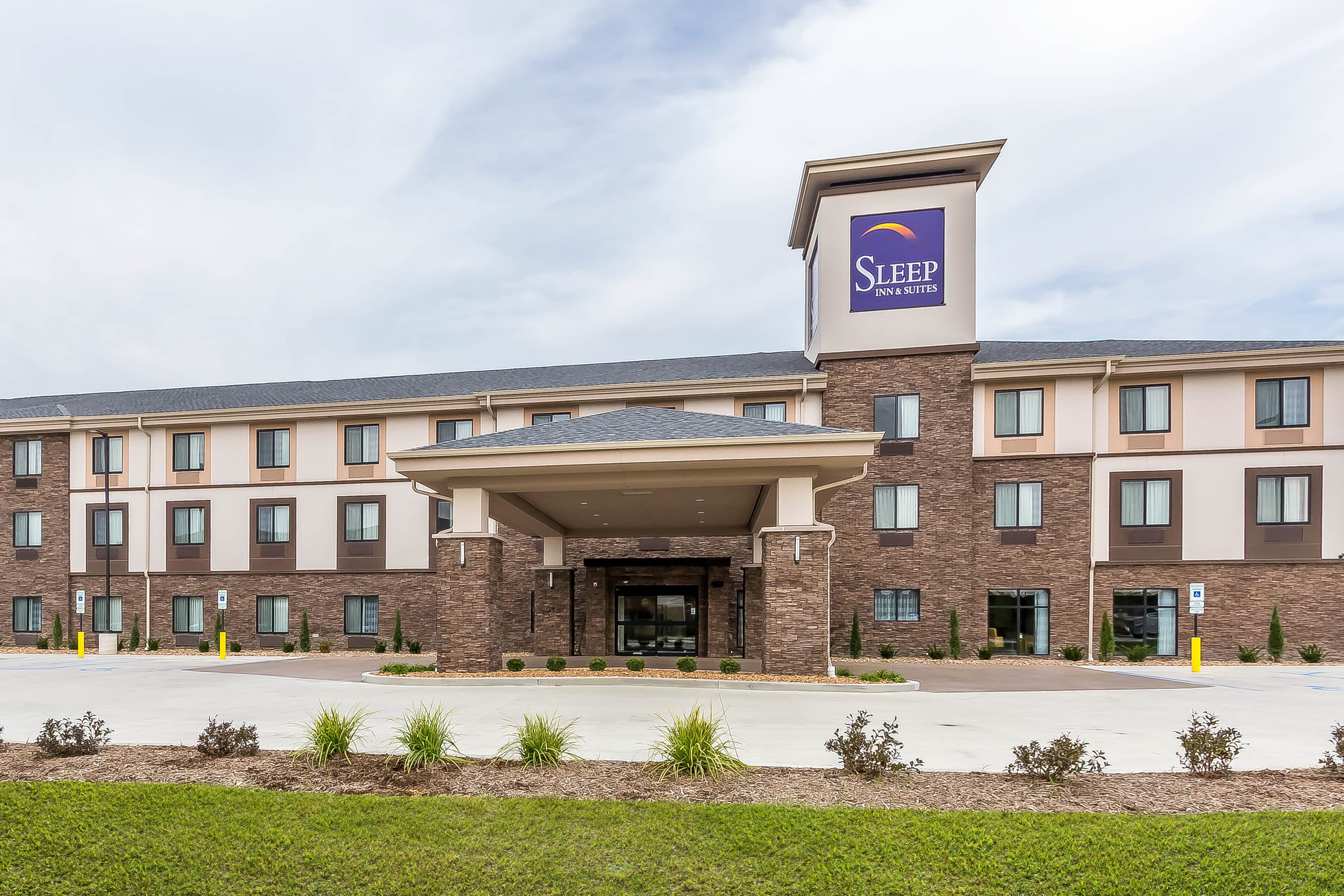 Sleep Inn & Suites O'Fallon MO - Technology Drive - Image 1