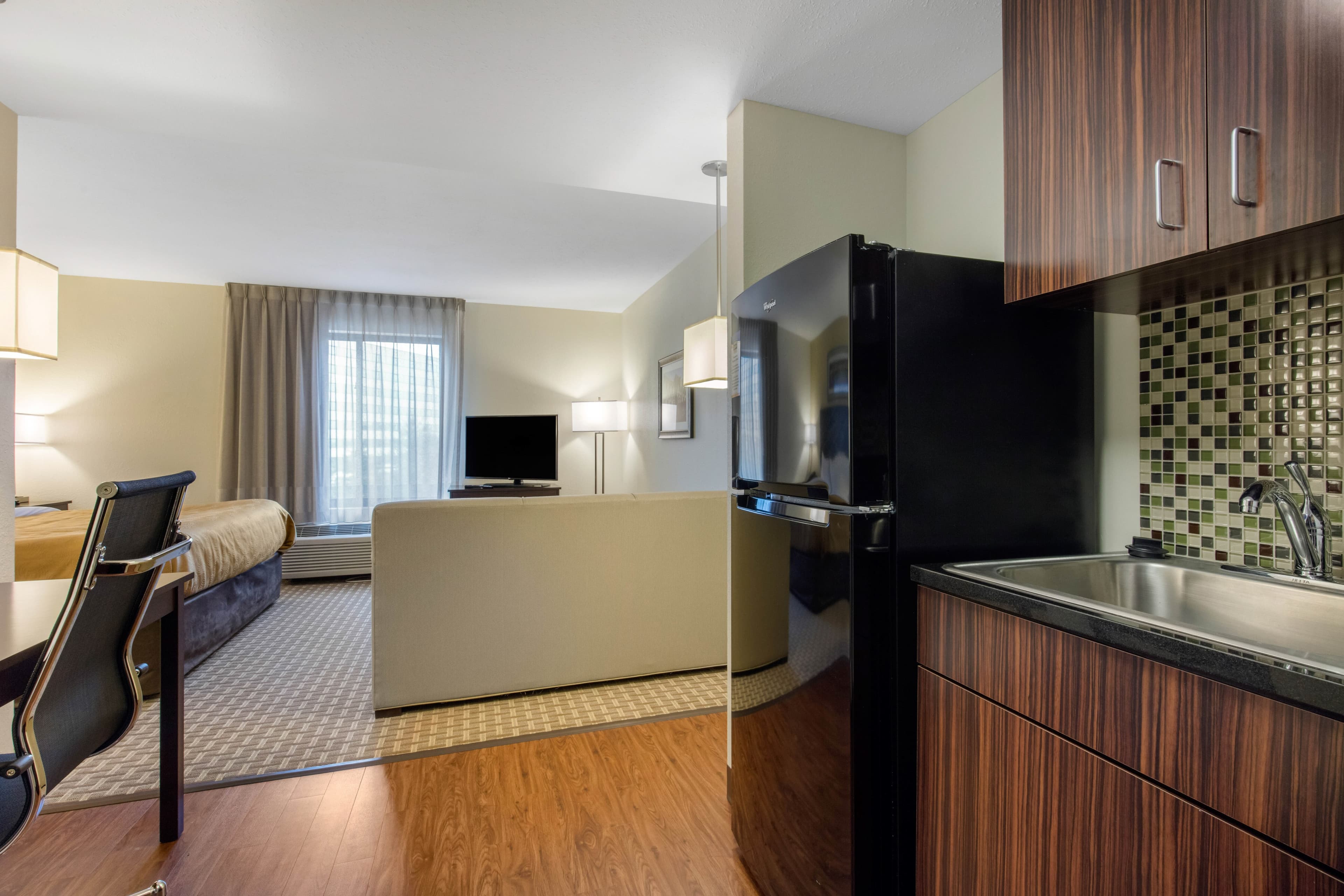 MainStay Suites St. Louis Airport - Image 5