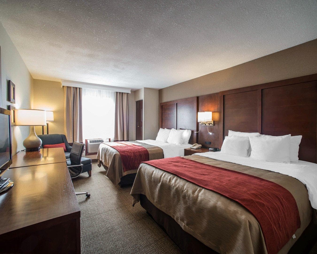 Quality Inn & Suites Boonville - Columbia - Image 2