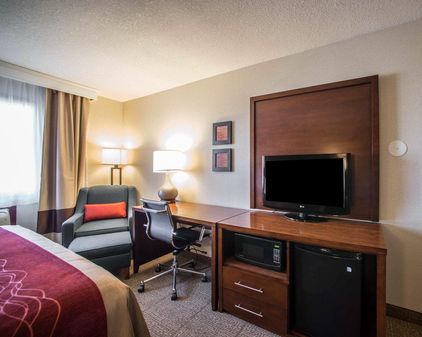 Quality Inn & Suites Boonville - Columbia — 9
