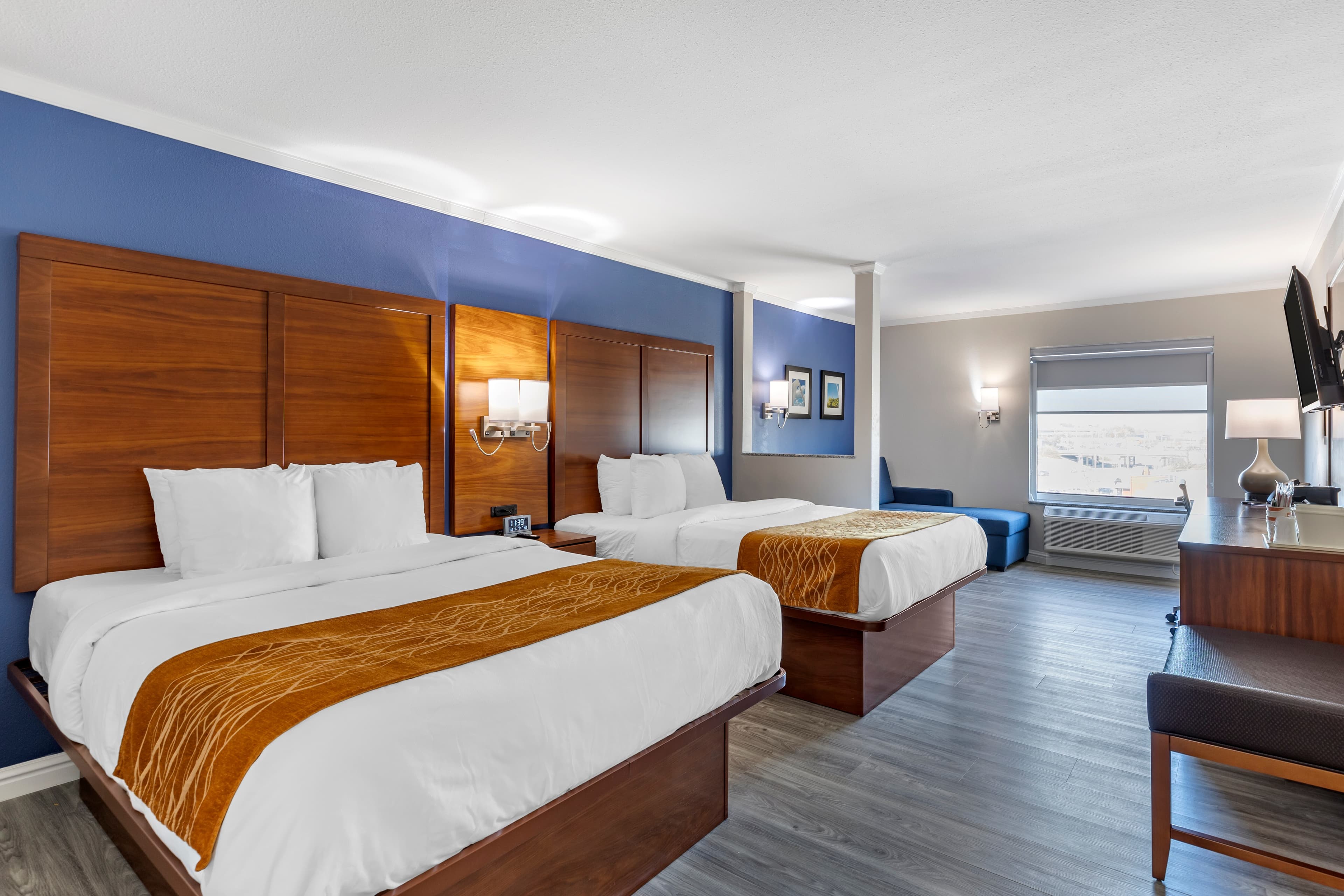 Comfort Suites St. Louis - Sunset Hills — 8