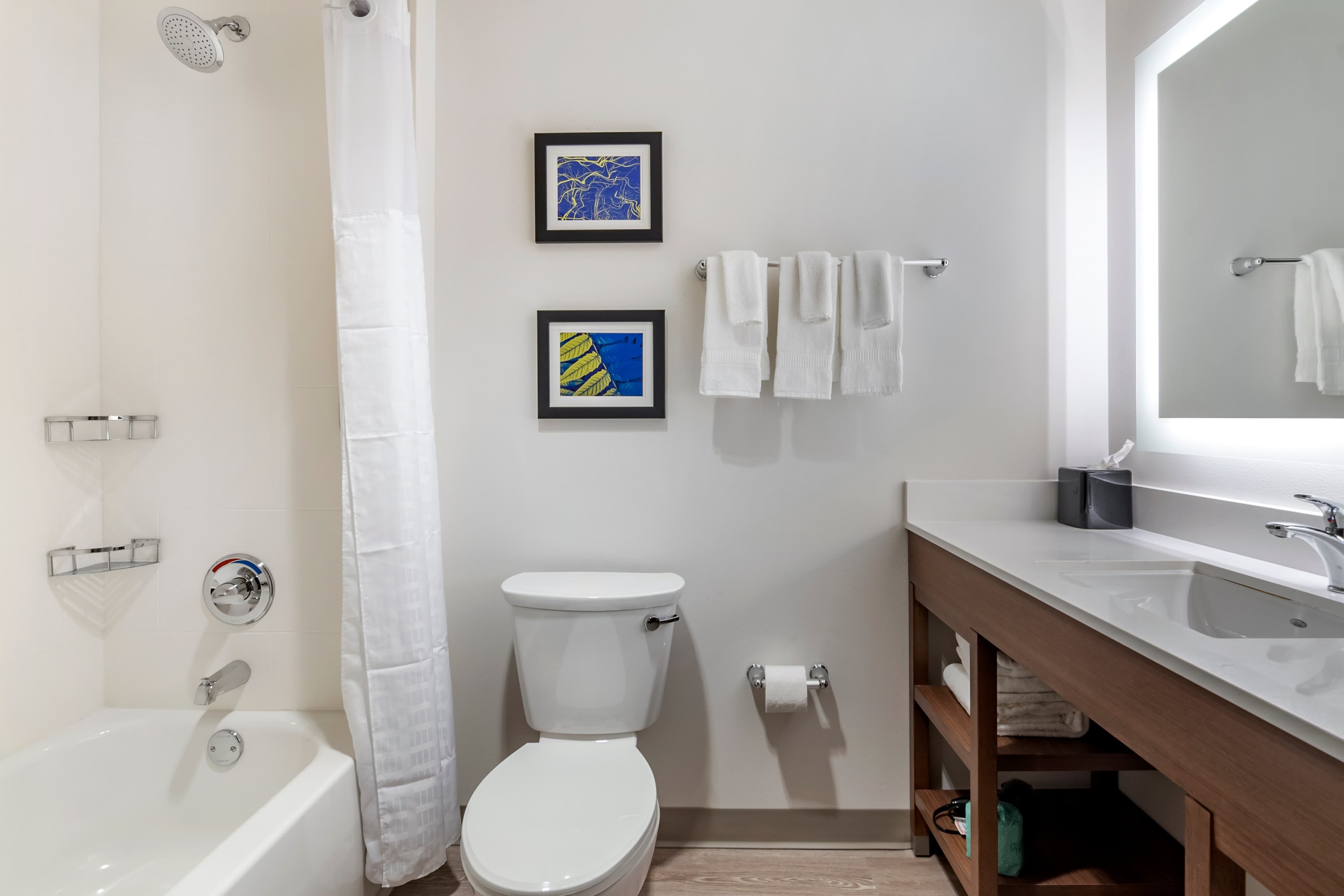 Comfort Suites Grandview - Kansas City — 26