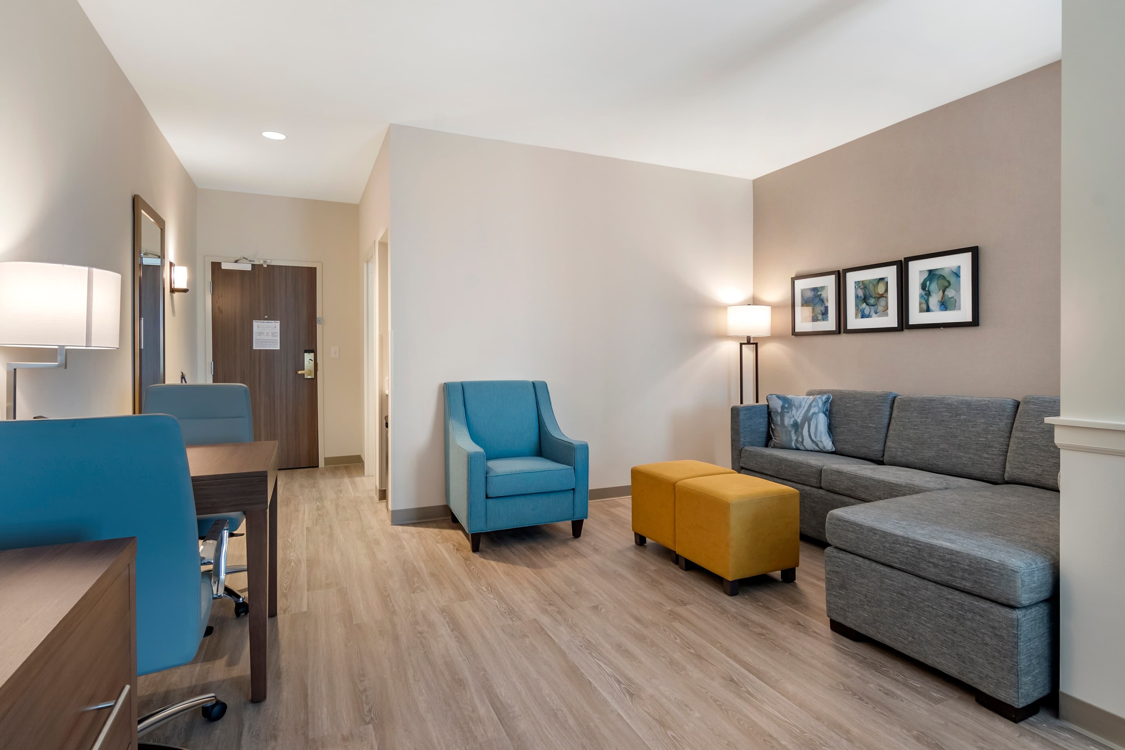 Comfort Suites Grandview - Kansas City — 27