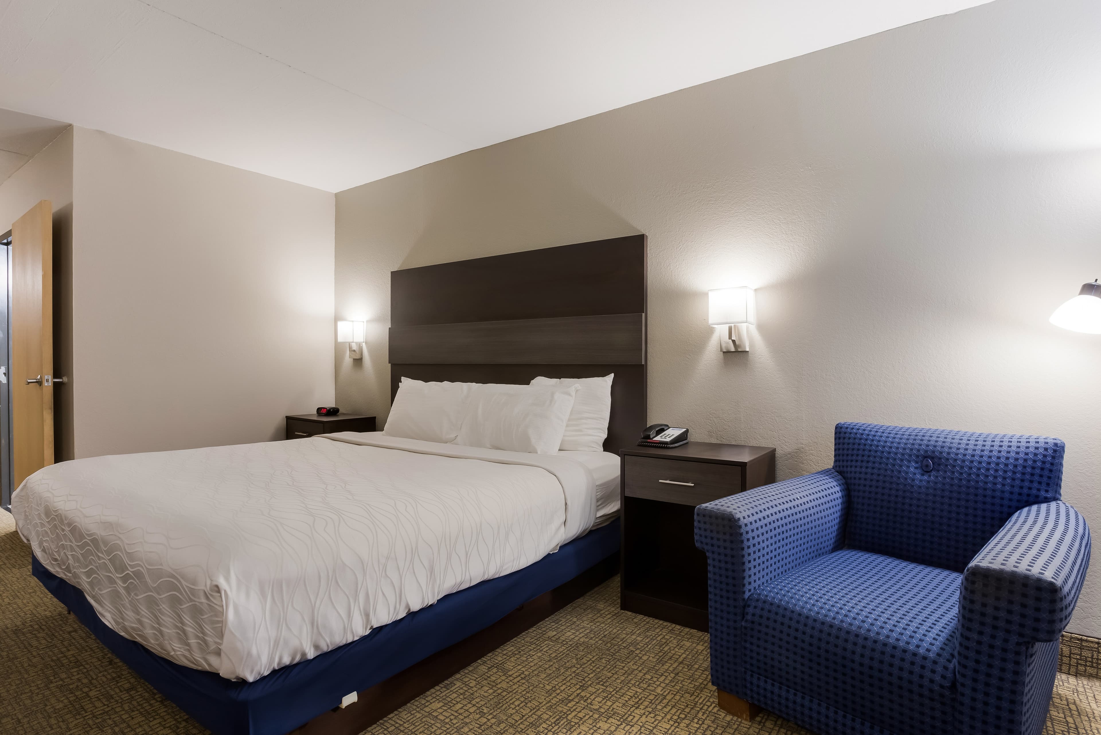 Rodeway Inn Branson, Brick House - Image 3