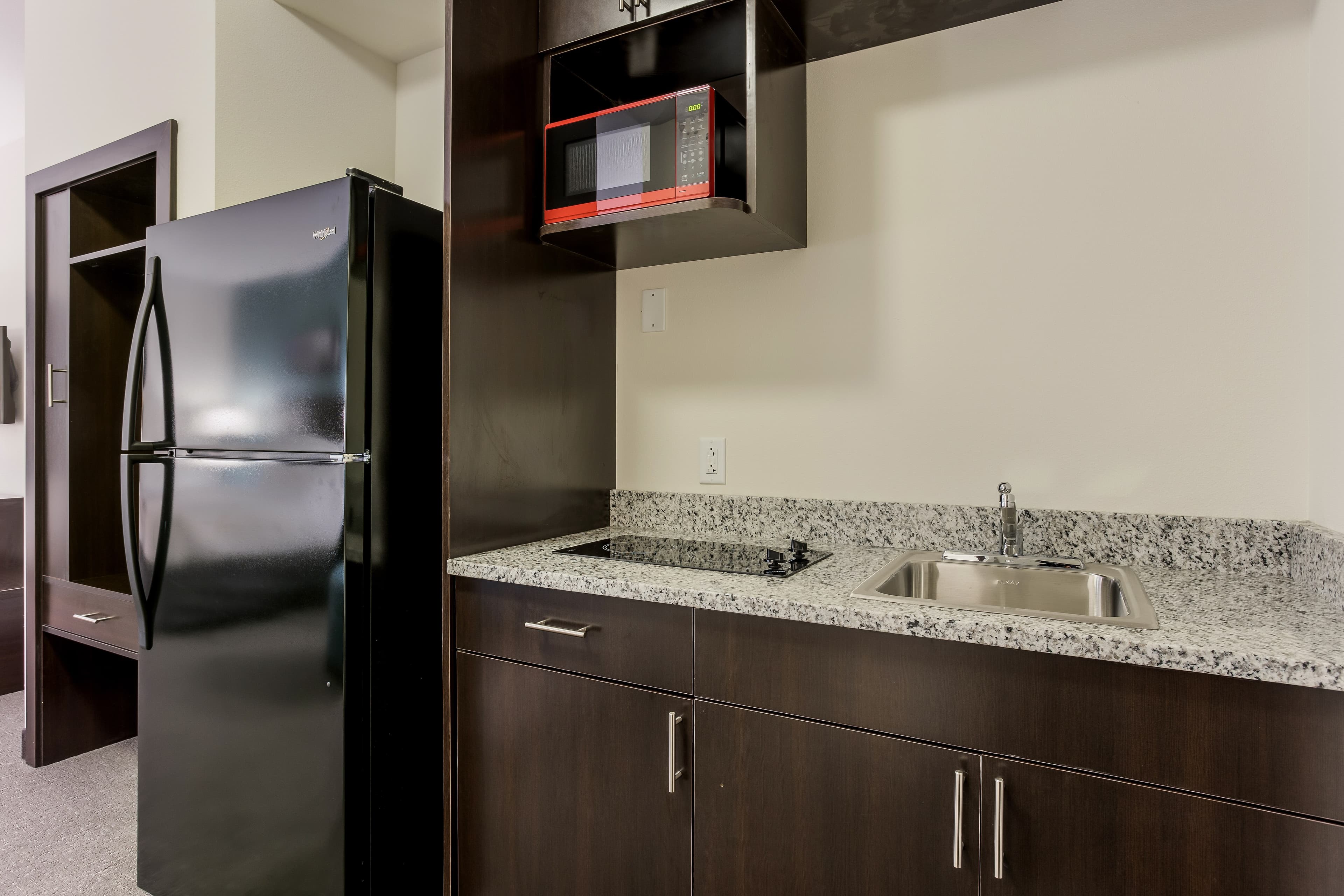 Sleep Inn & Suites Webb City - Image 3