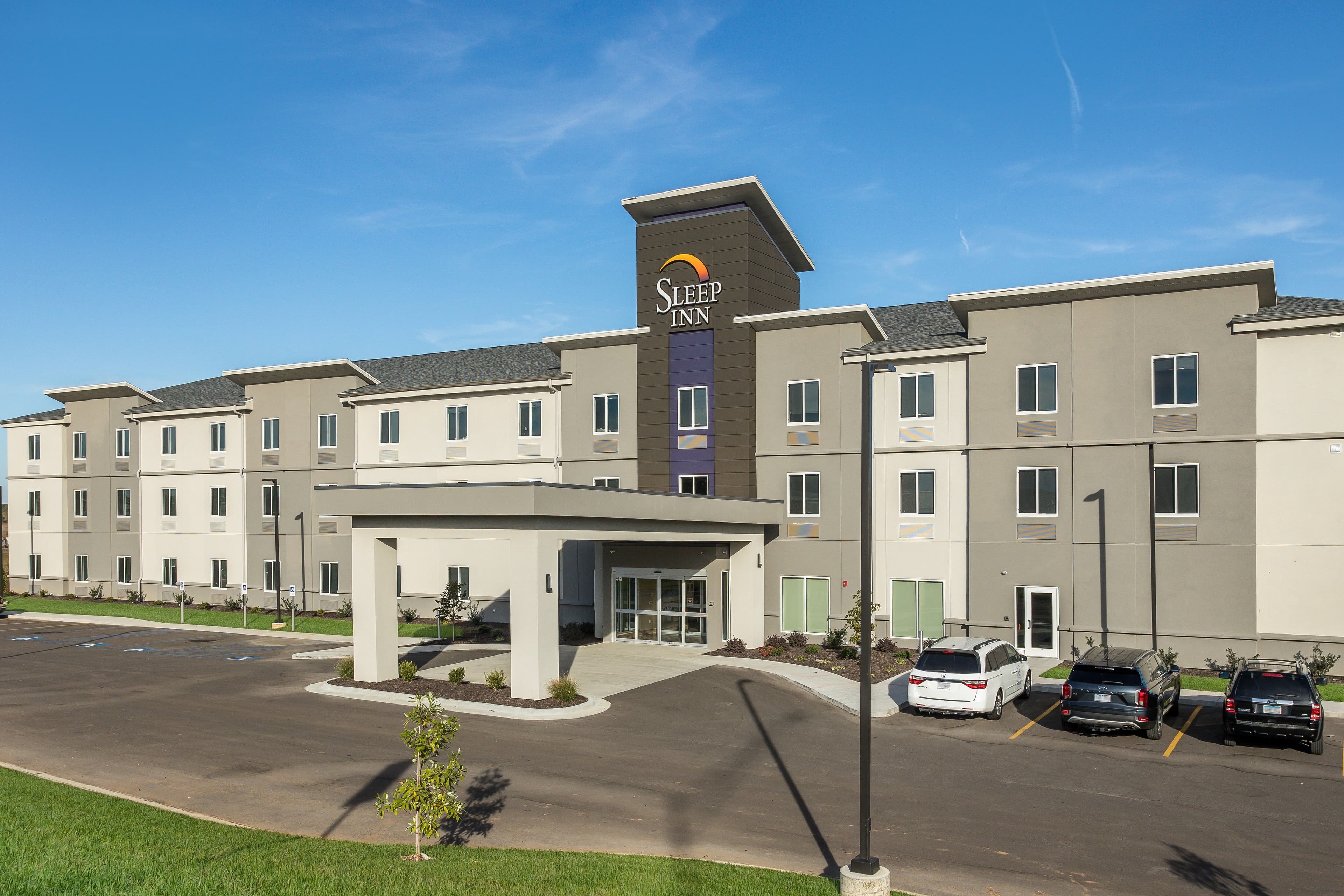 Sleep Inn & Suites Webb City - Image 1
