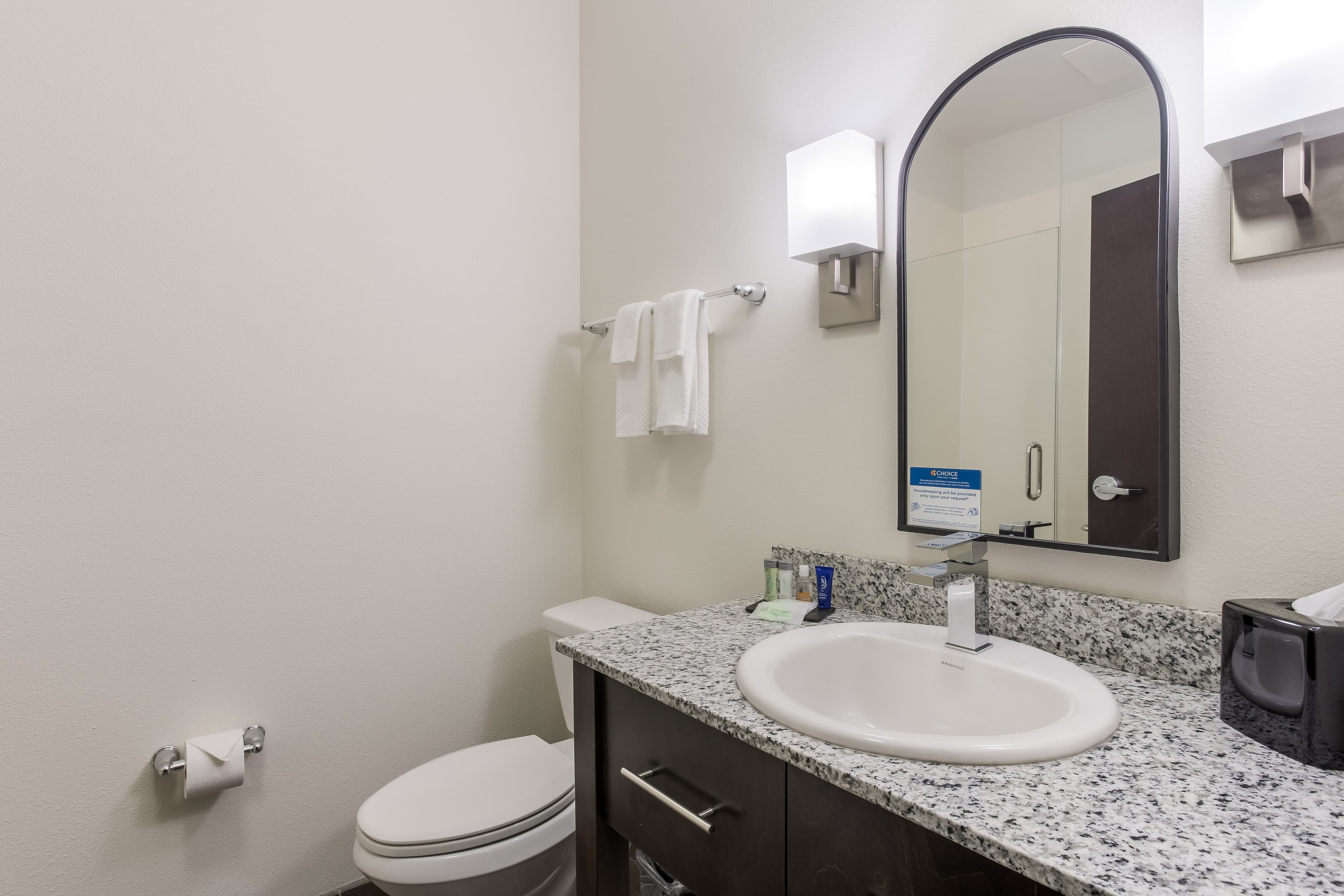 Sleep Inn & Suites Webb City - Image 4