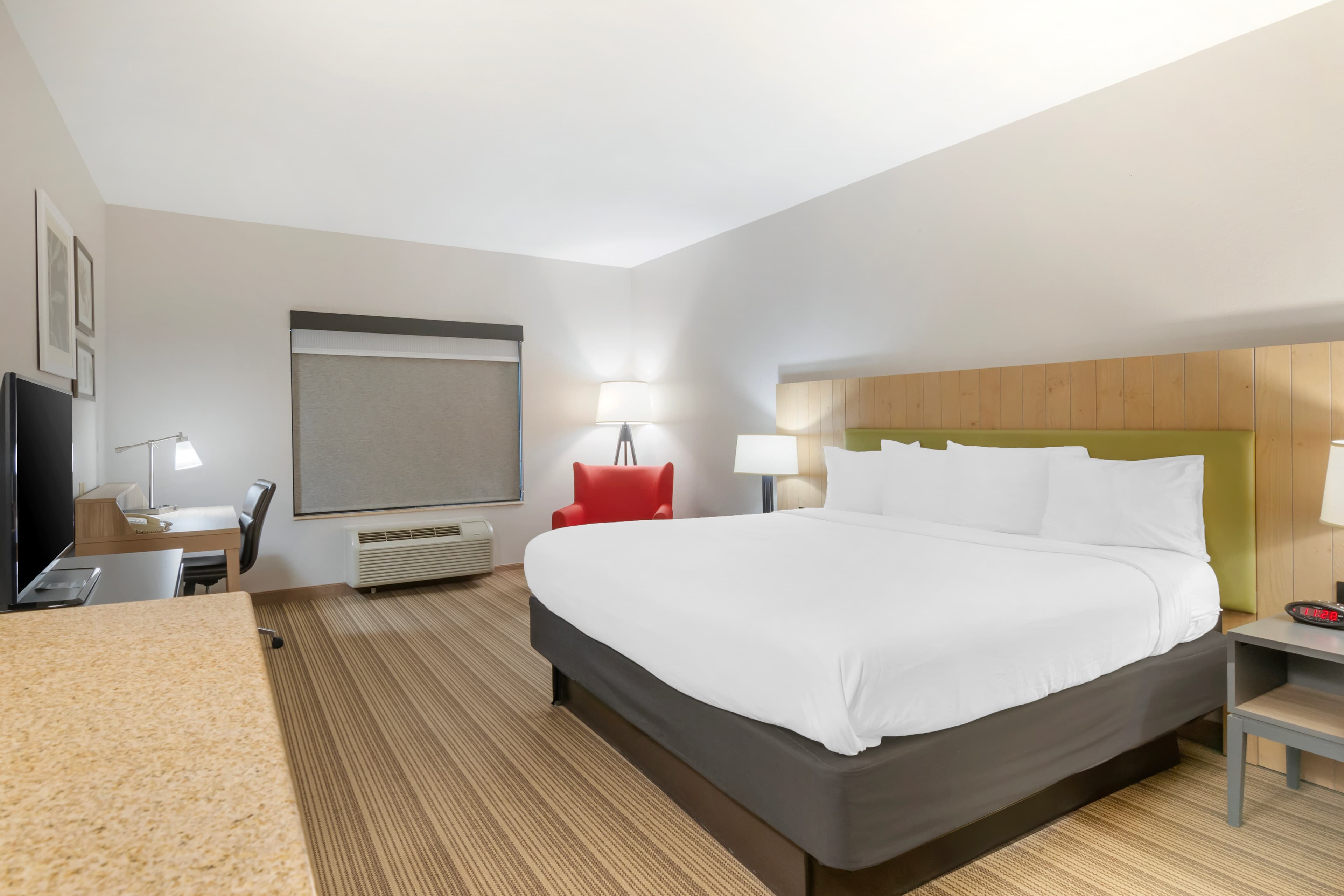 Country Inn & Suites by Radisson, Columbia, MO — 6