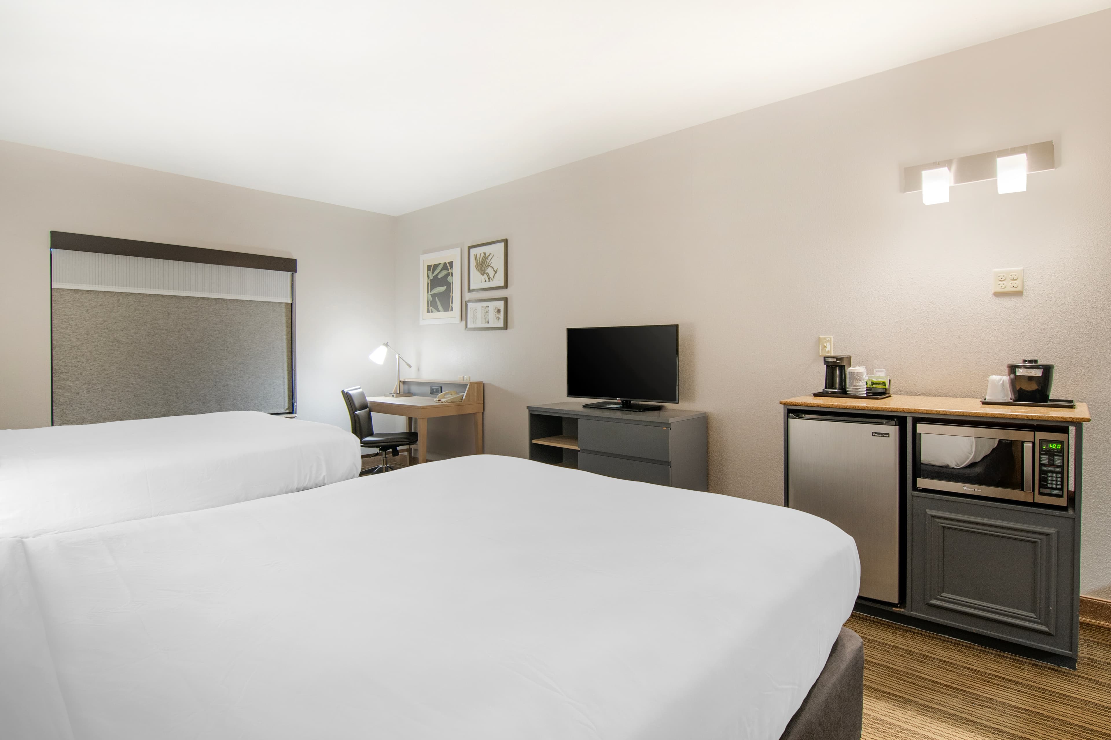 Country Inn & Suites by Radisson, Columbia, MO — 22