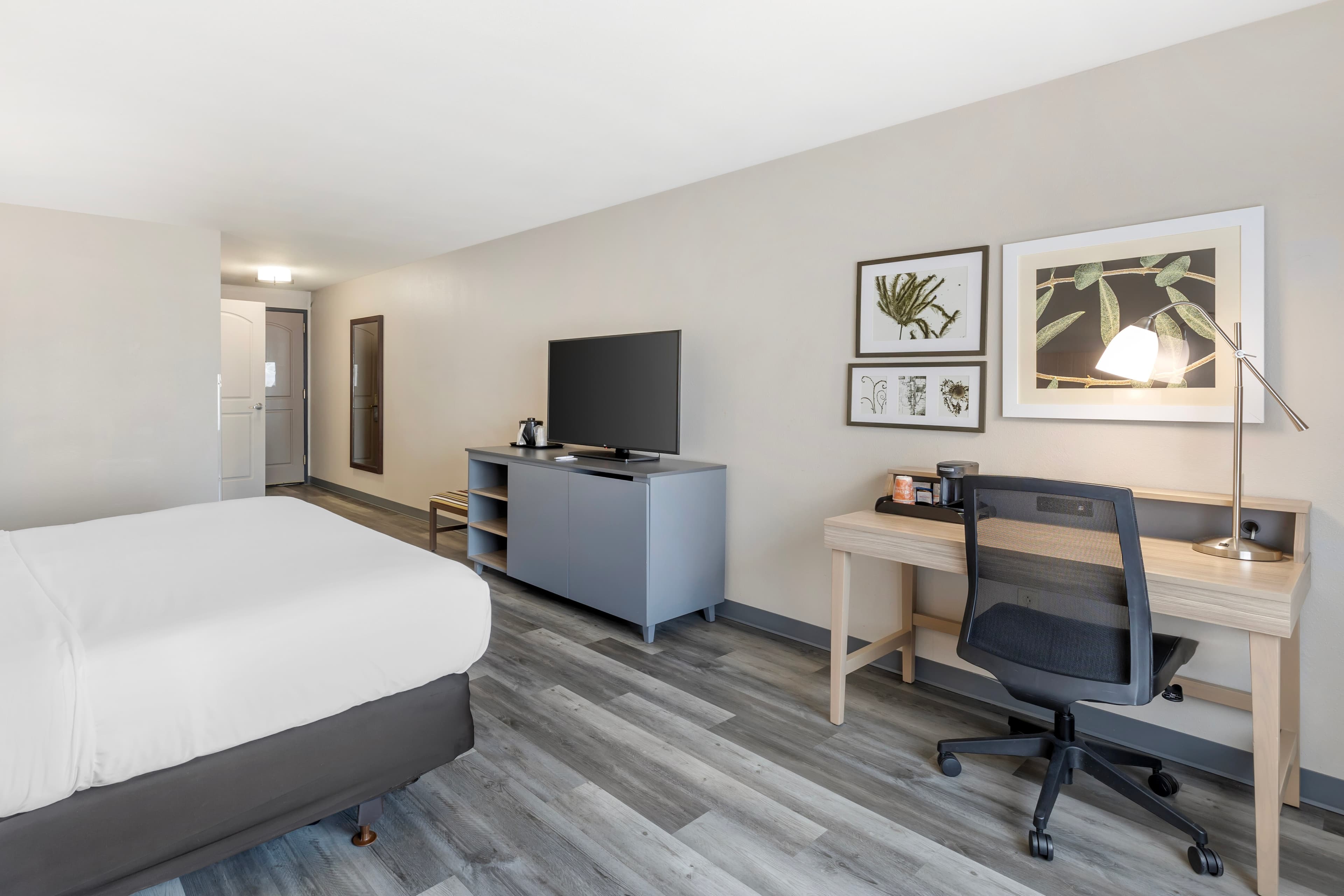 Country Inn & Suites by Radisson, St. Peters, MO — 7