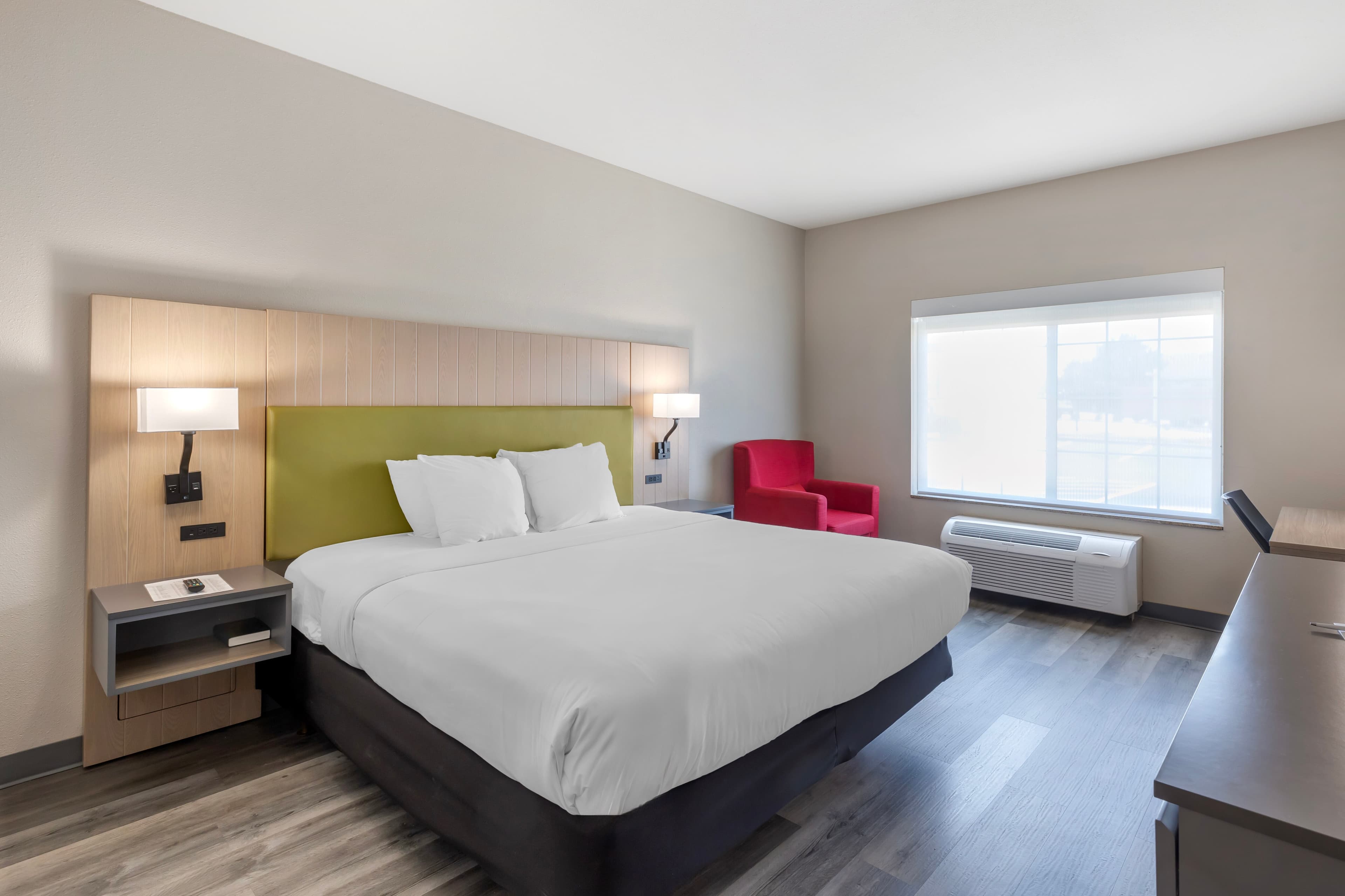 Country Inn & Suites by Radisson, St. Peters, MO — 10