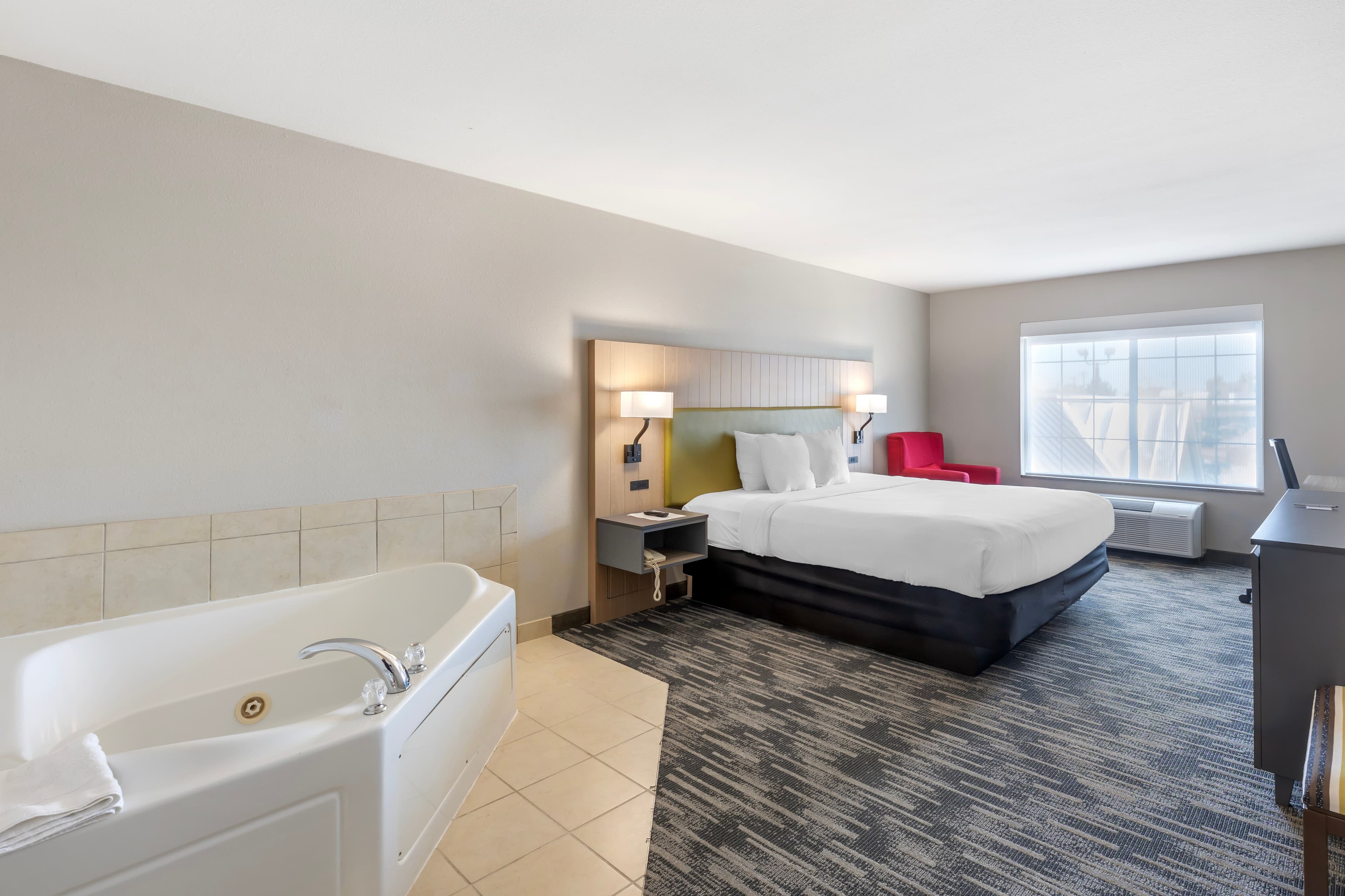 Country Inn & Suites by Radisson, St. Peters, MO — 21