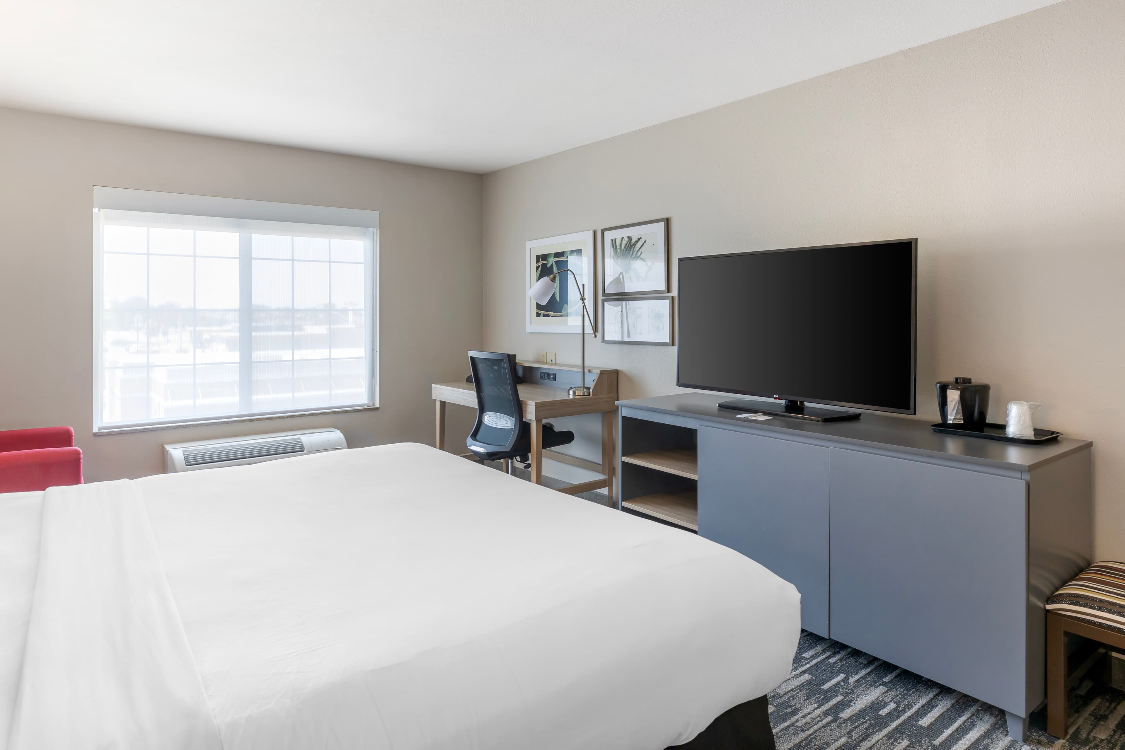 Country Inn & Suites by Radisson, St. Peters, MO — 22