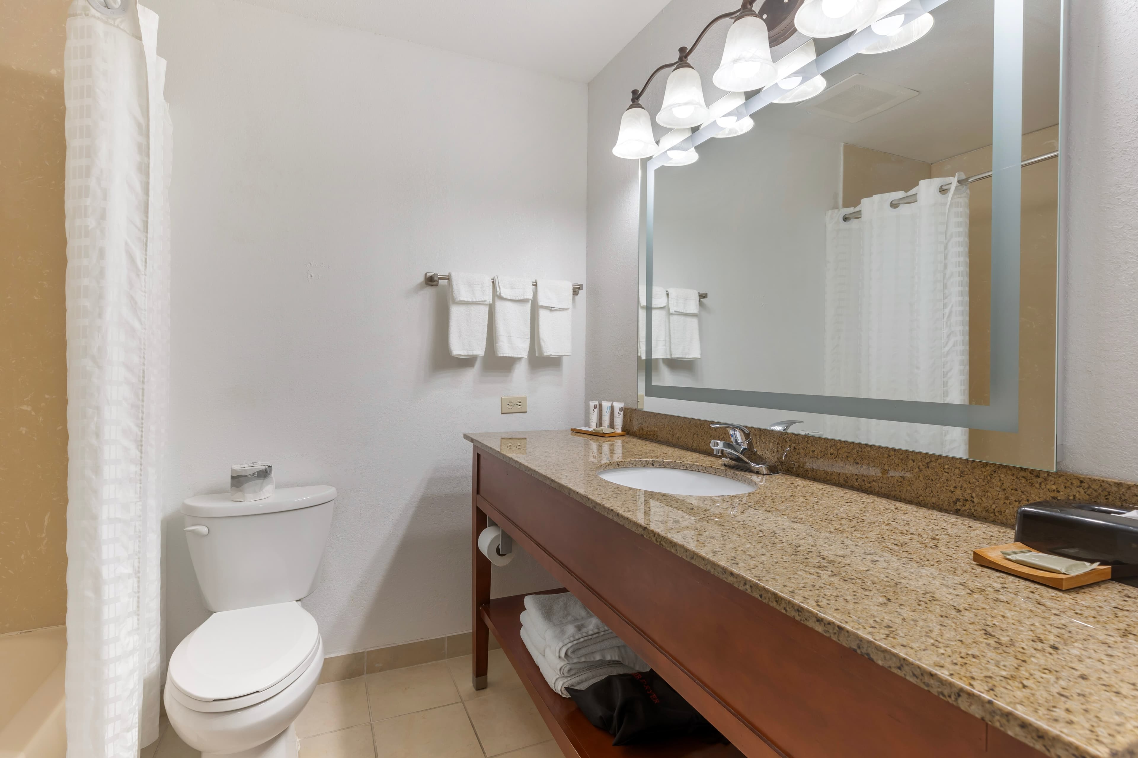 Country Inn & Suites by Radisson, St. Peters, MO - Image 5